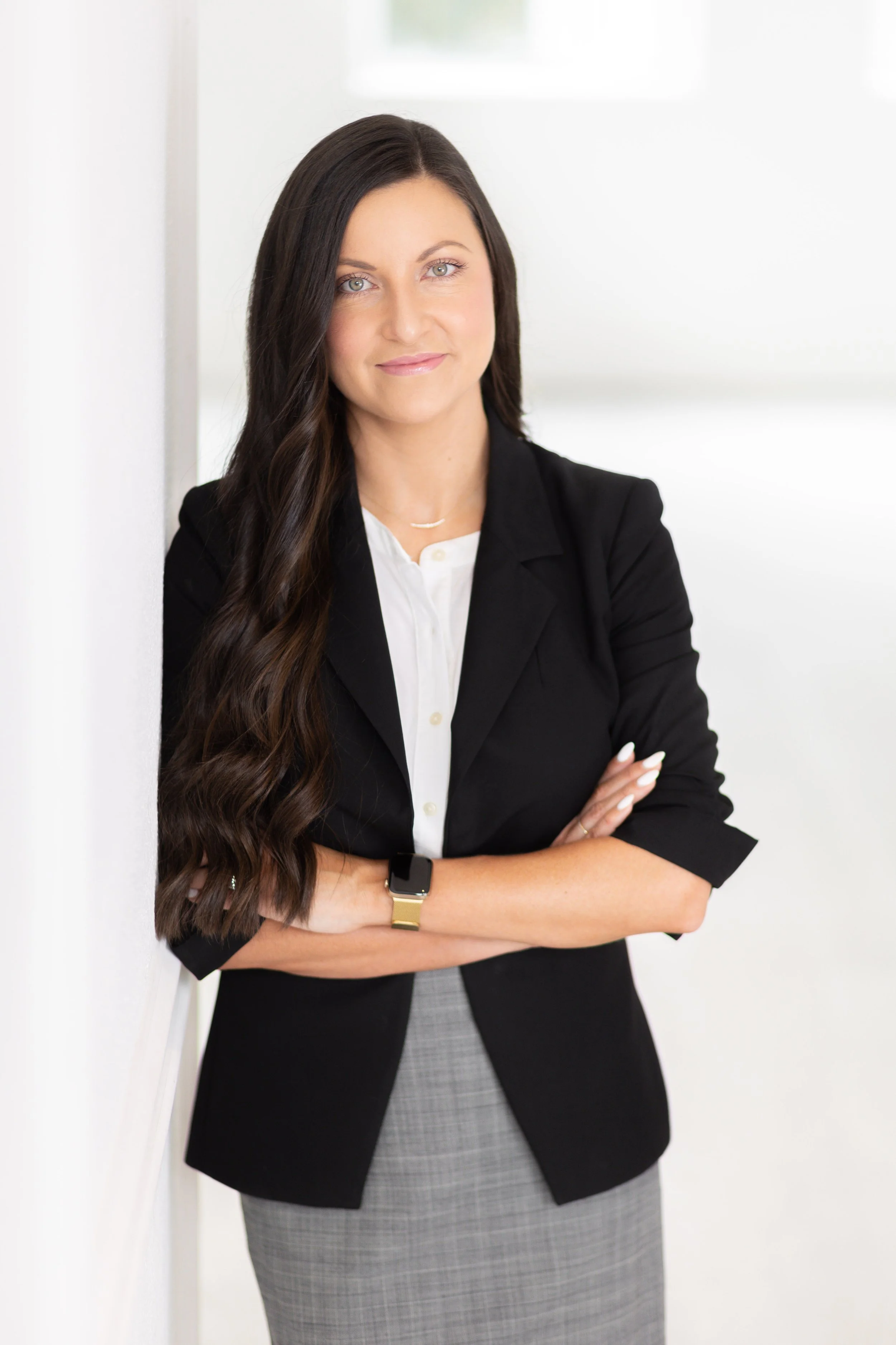 Lauren Edmisson Headshot Mini Session-21.jpg