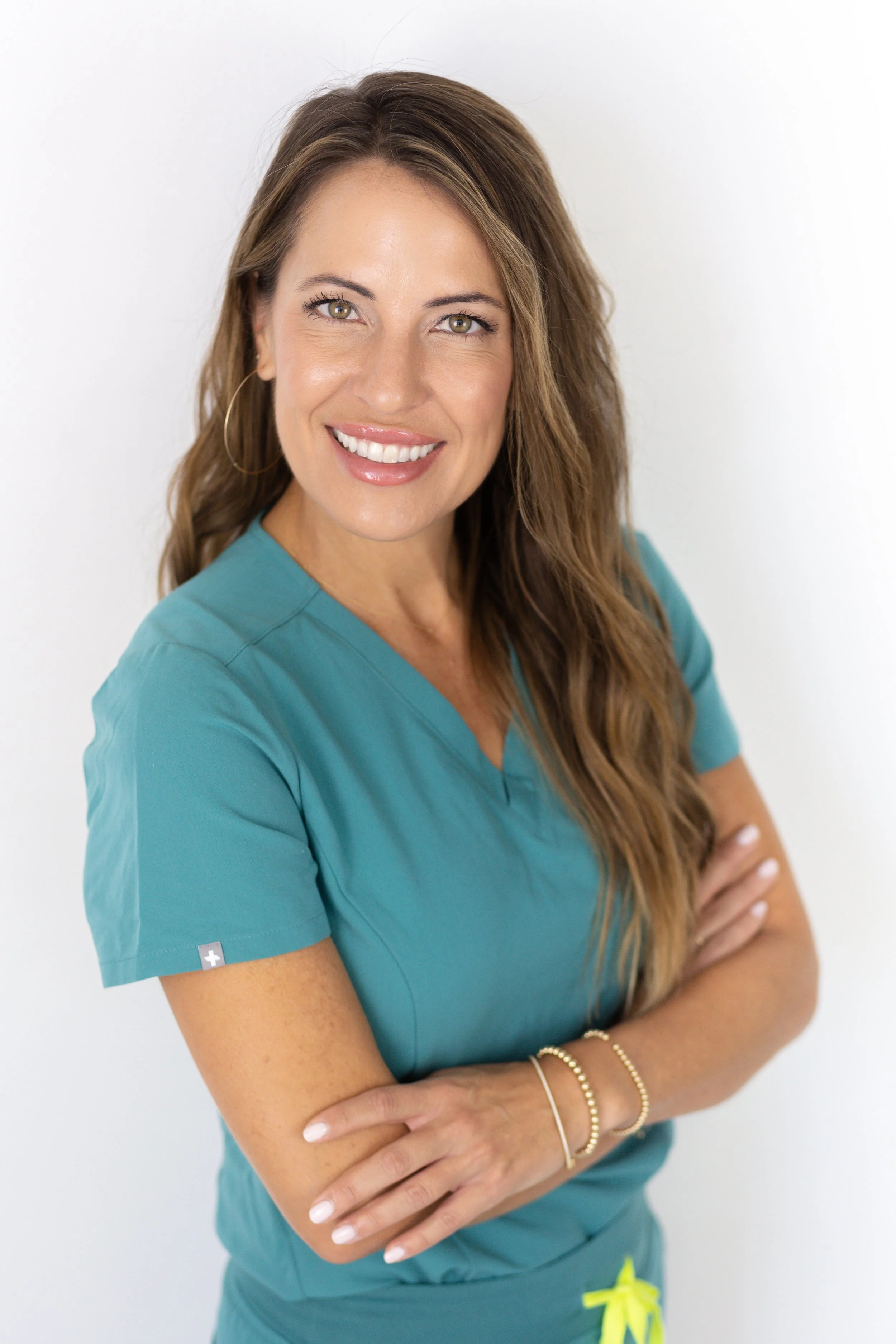 Beki Kellogg Headshot session -5.jpg