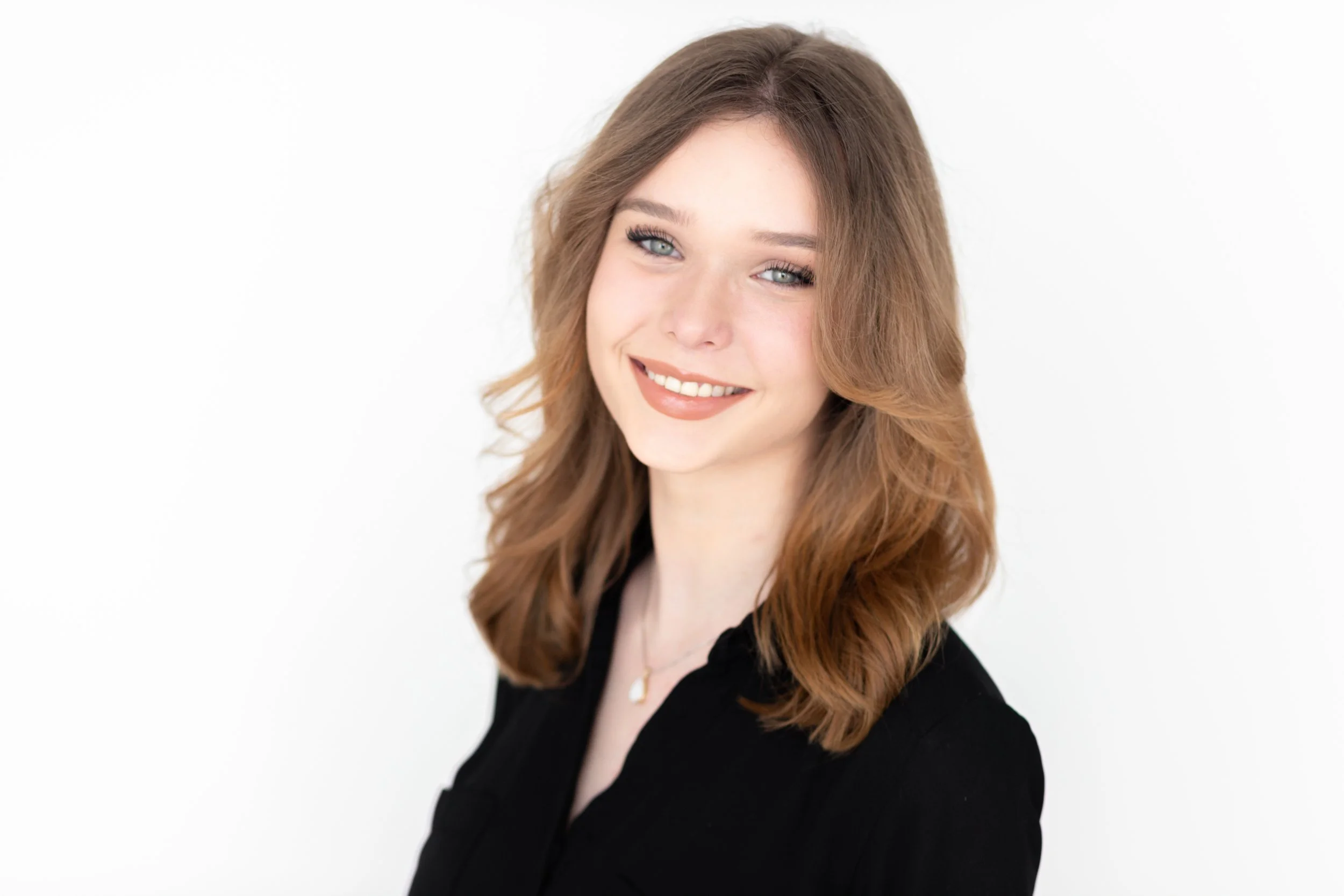 Aubrey Hansen Headshot Mini Session-17.jpg