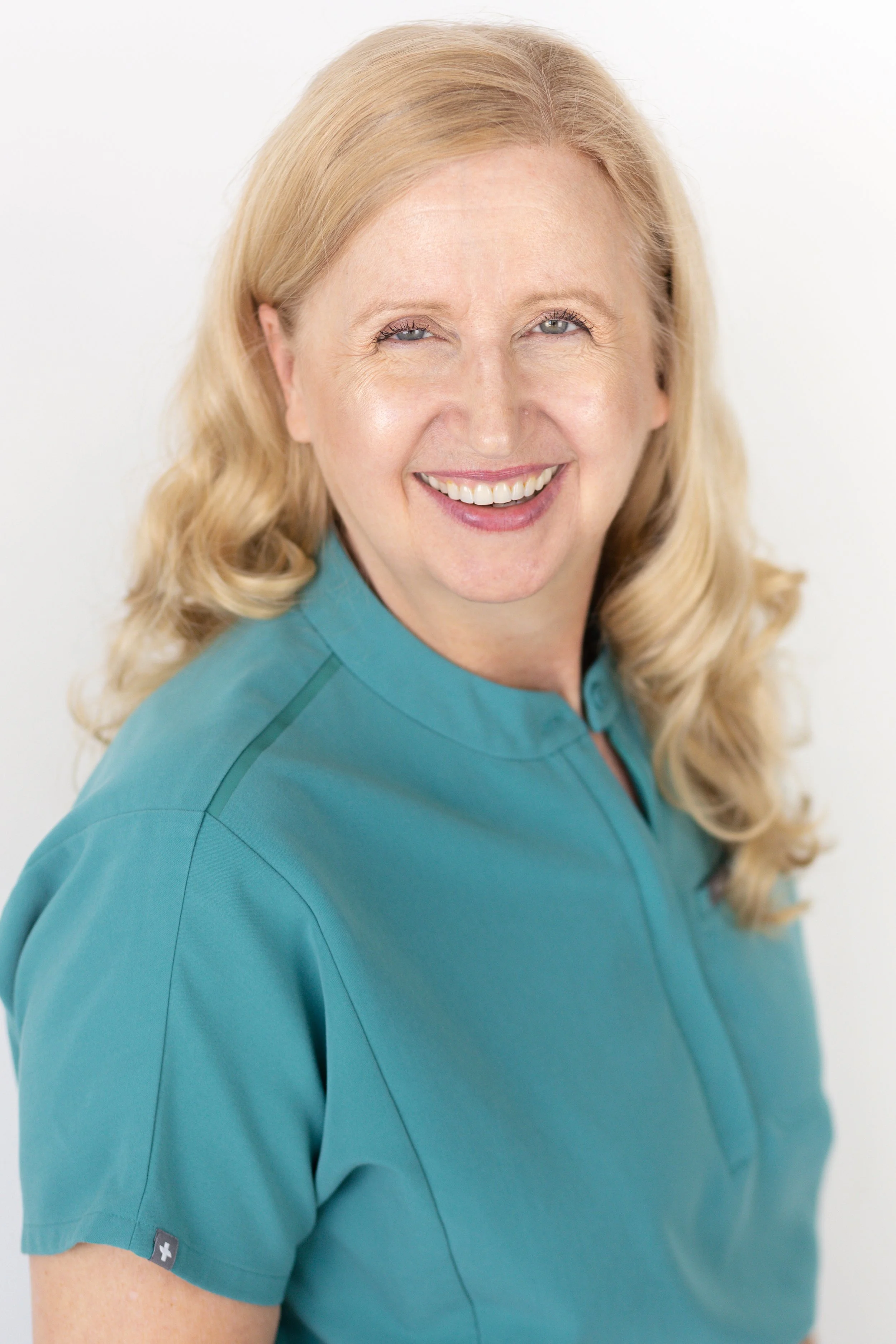 Beki Kellogg Headshot session -19.jpg