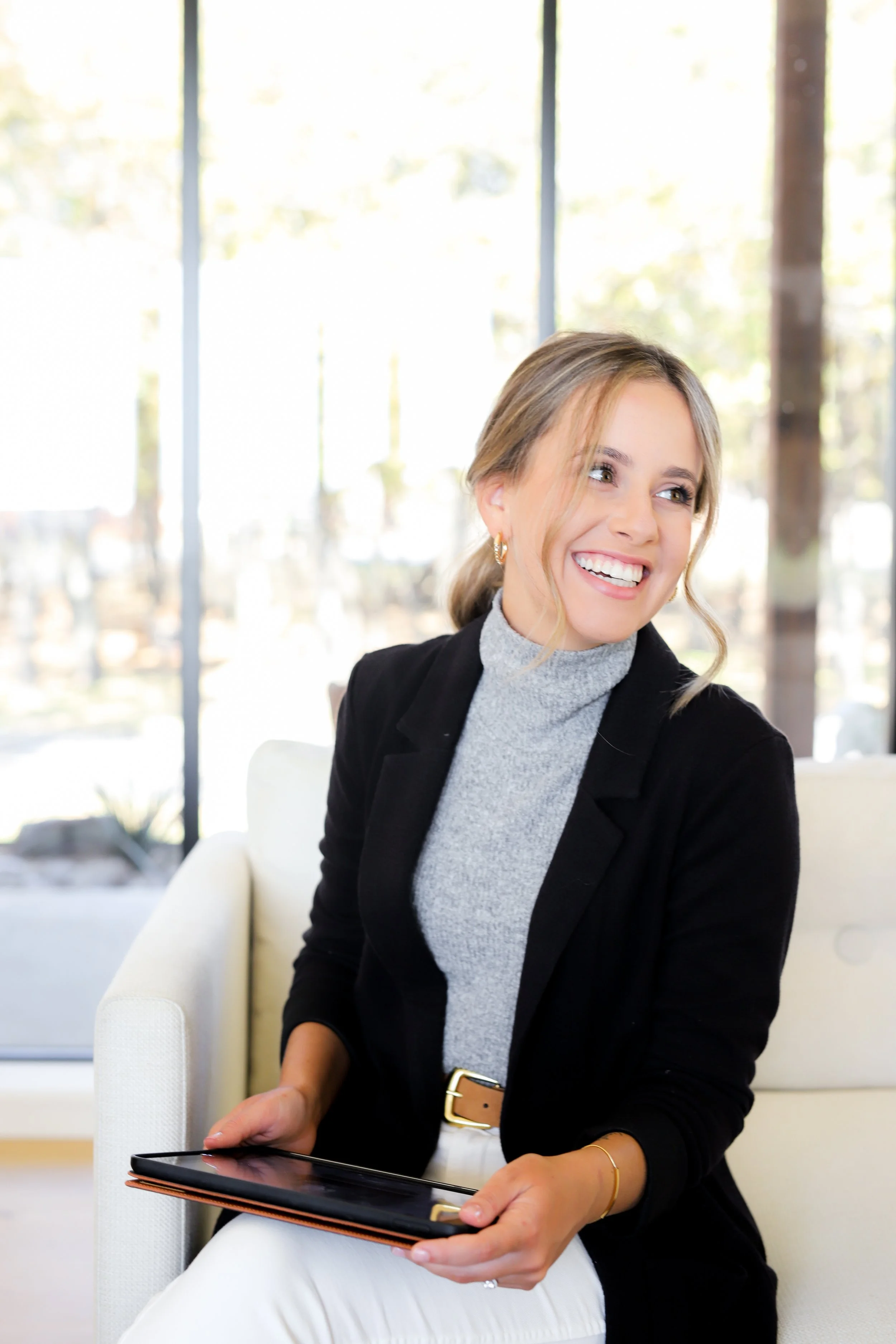 Rebekah Hernandez Branding Session-67.jpg