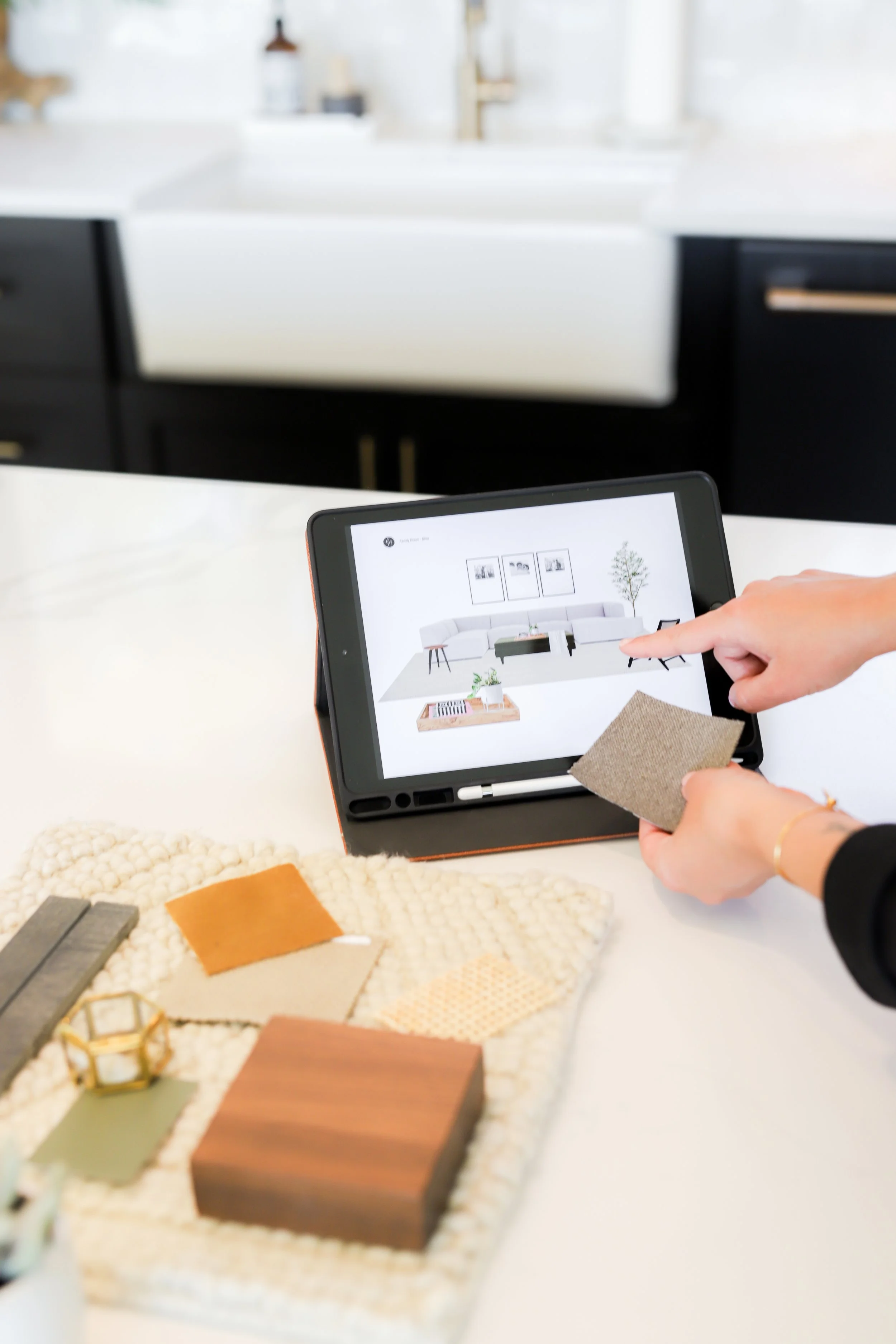 Rebekah Hernandez Branding Session-62.jpg