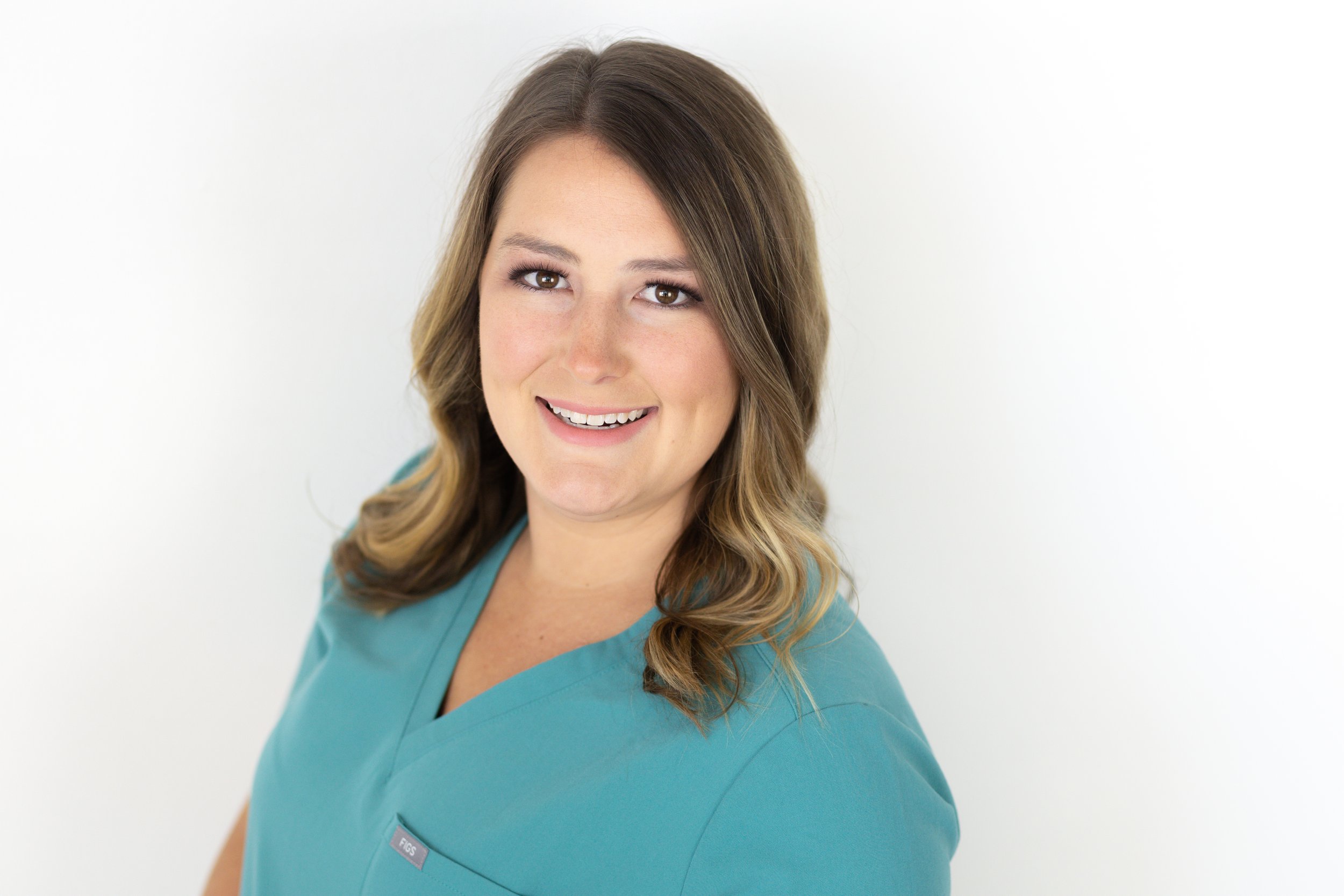 Beki Kellogg Headshot session -12.jpg