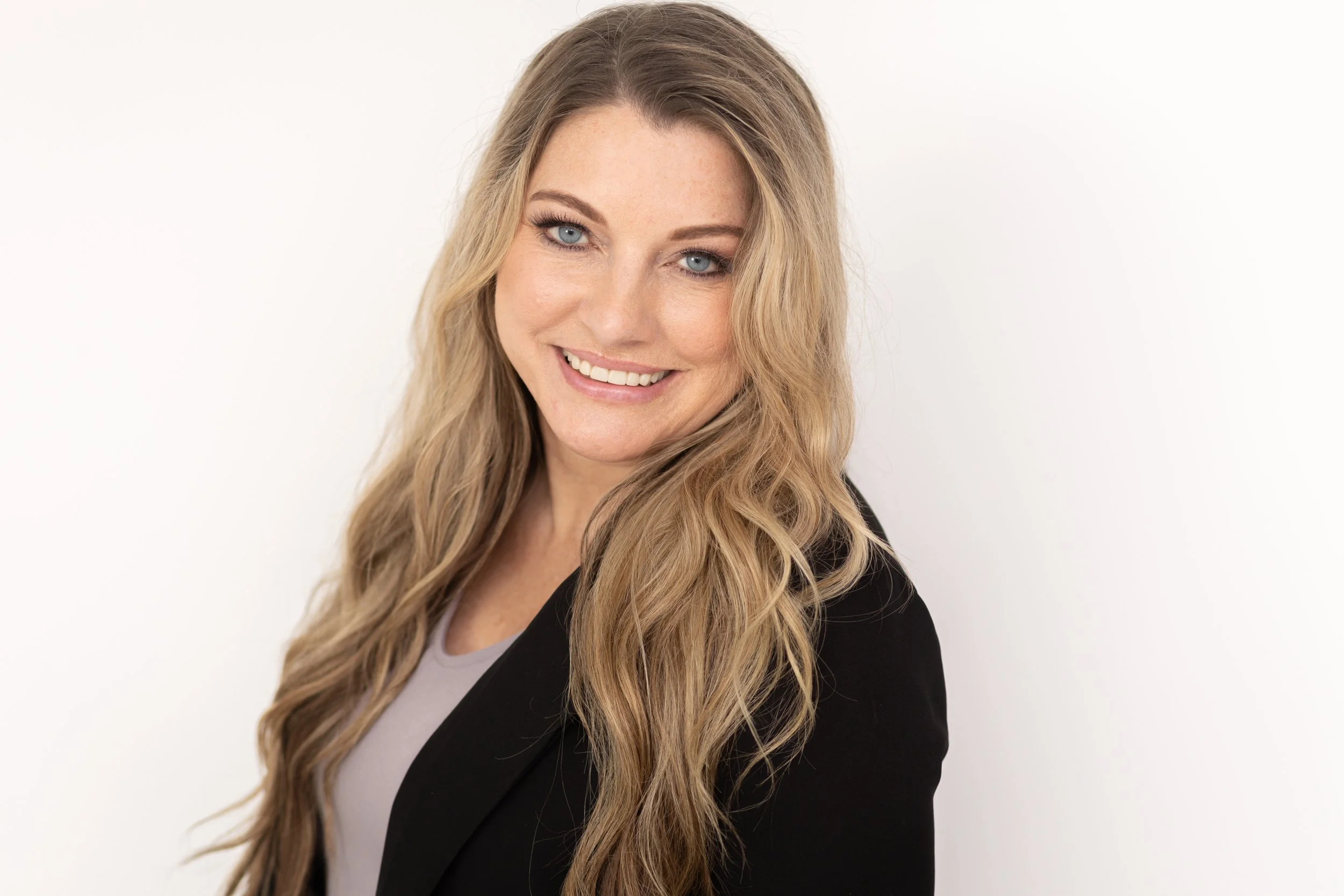 Holly Torri Branding Session-56.jpg