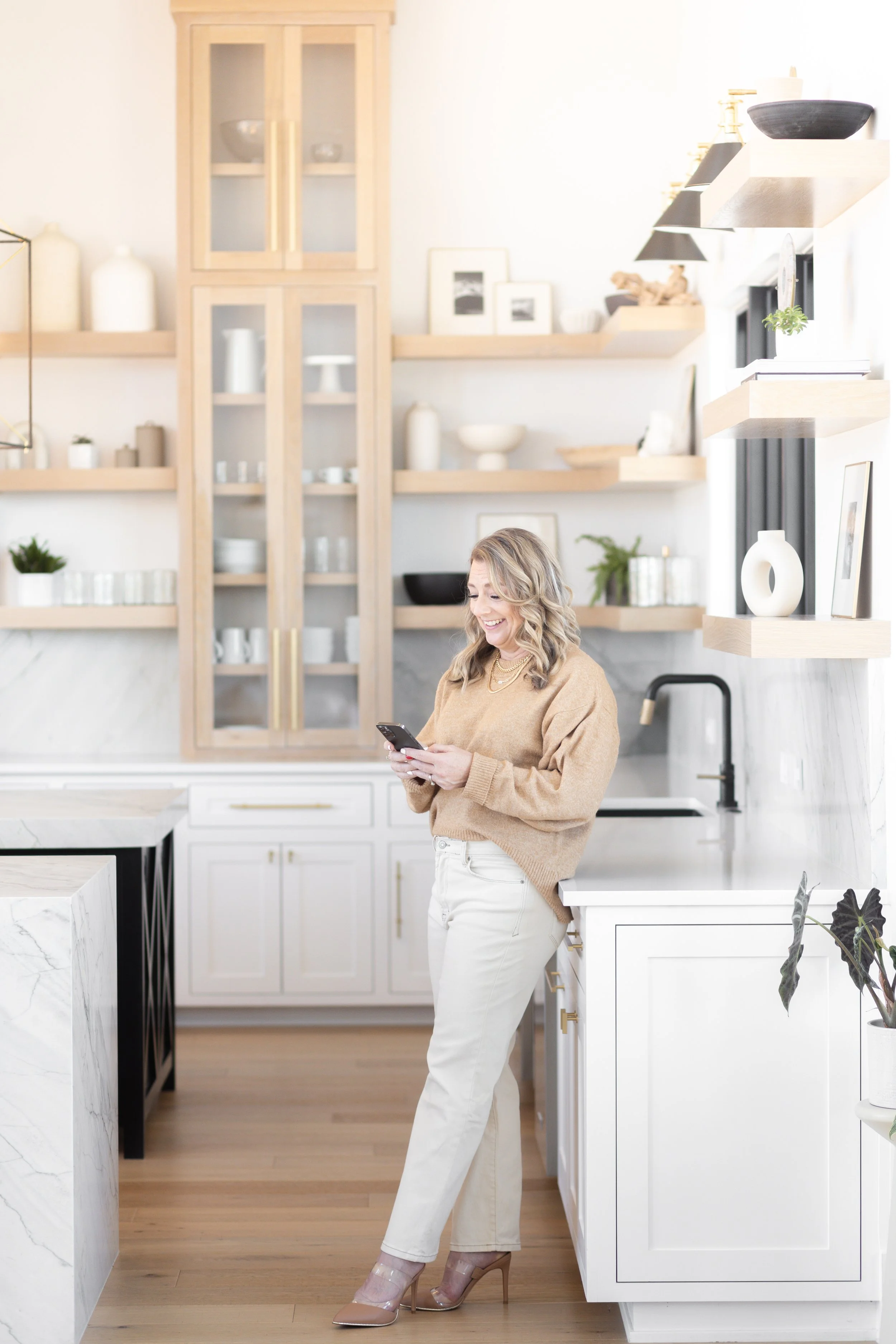 Kim McLelland Branding Session-62.jpg