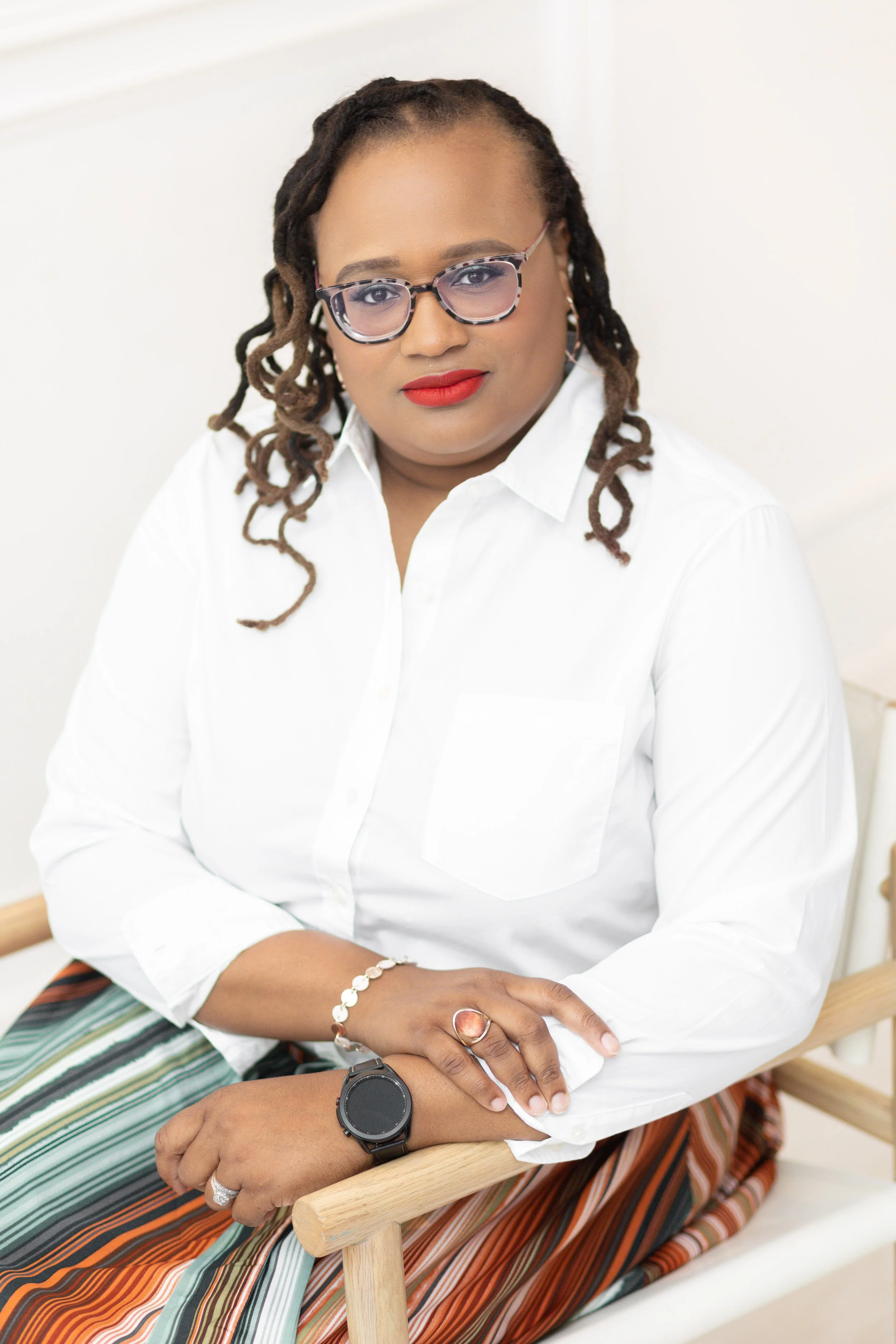 Roberta McKnight-Dupas Headshot Mini Session-13.jpg