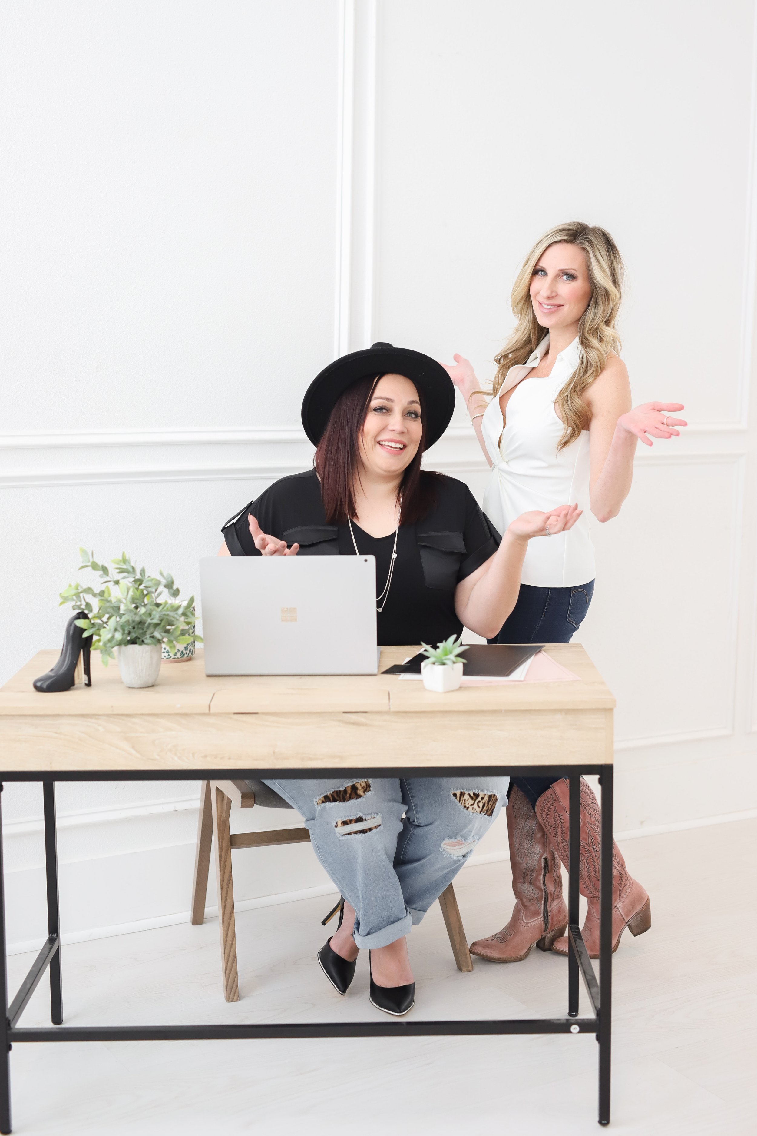 Haley and Amber Branding Session -44.jpg