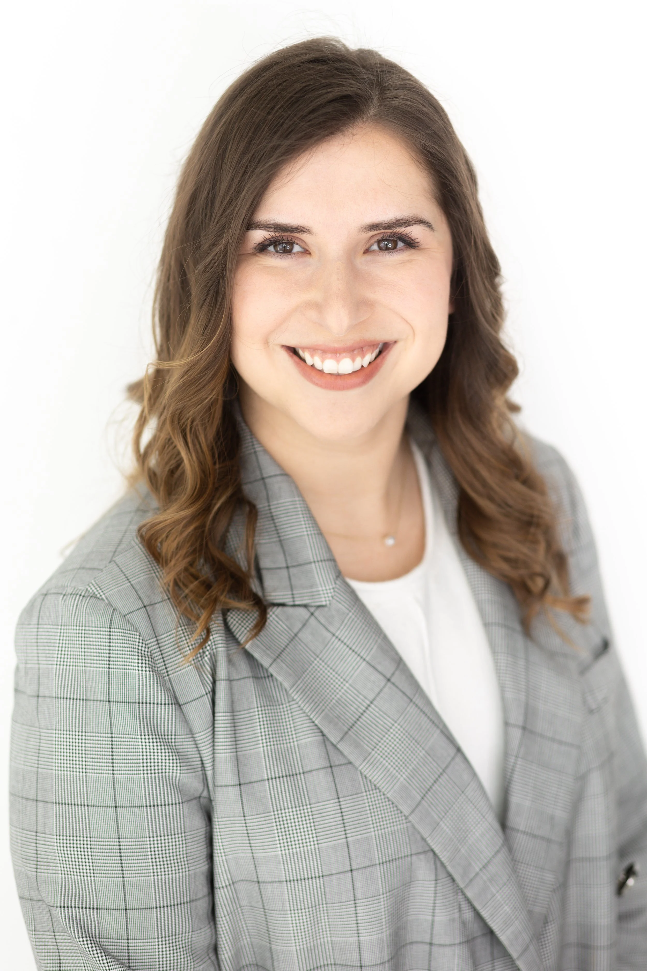 Andrea Thorne-Thomsen Headshot Mini Session-3.jpg