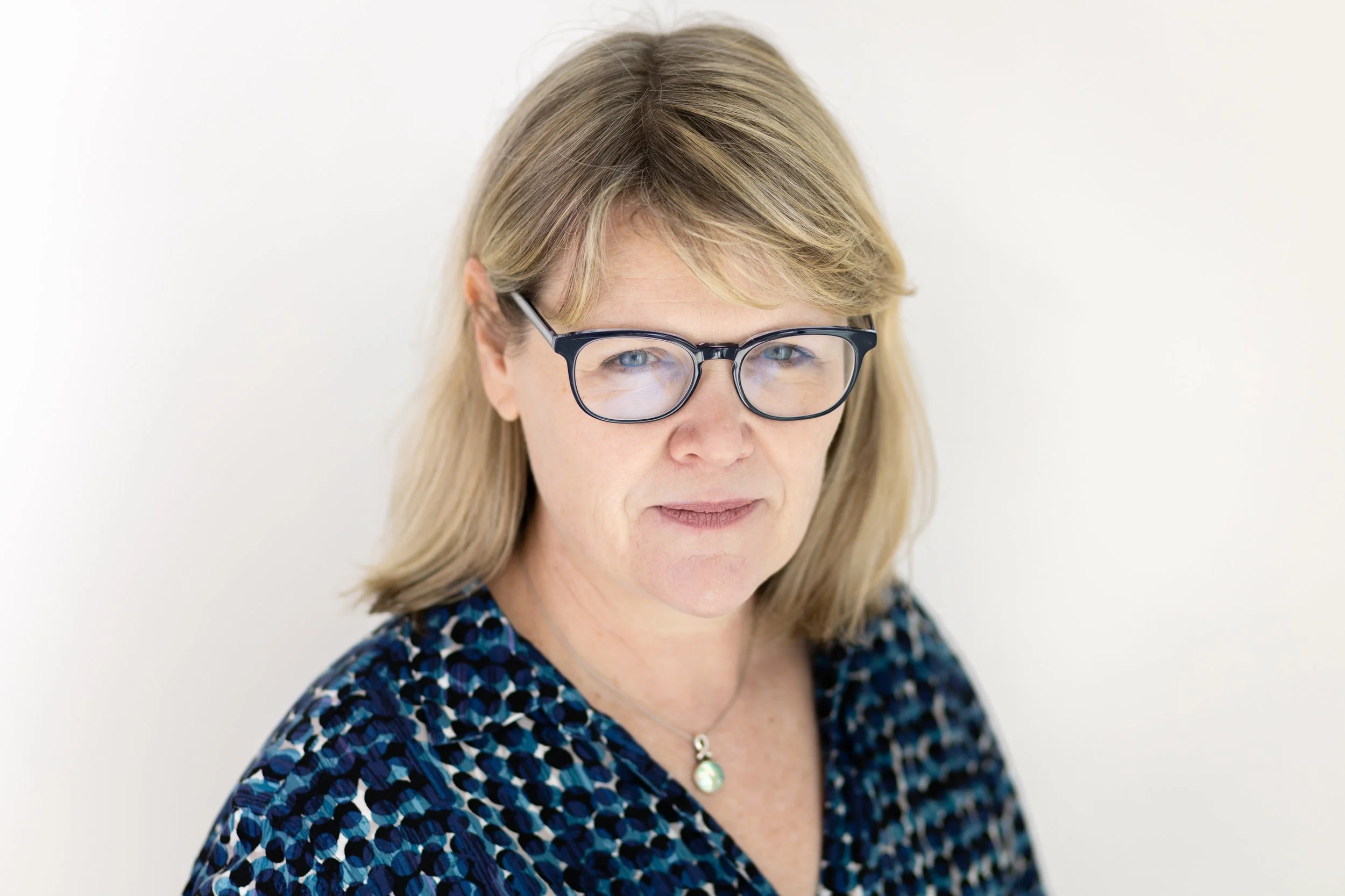 Lisa Gibson Headshot Mini Session-7.jpg