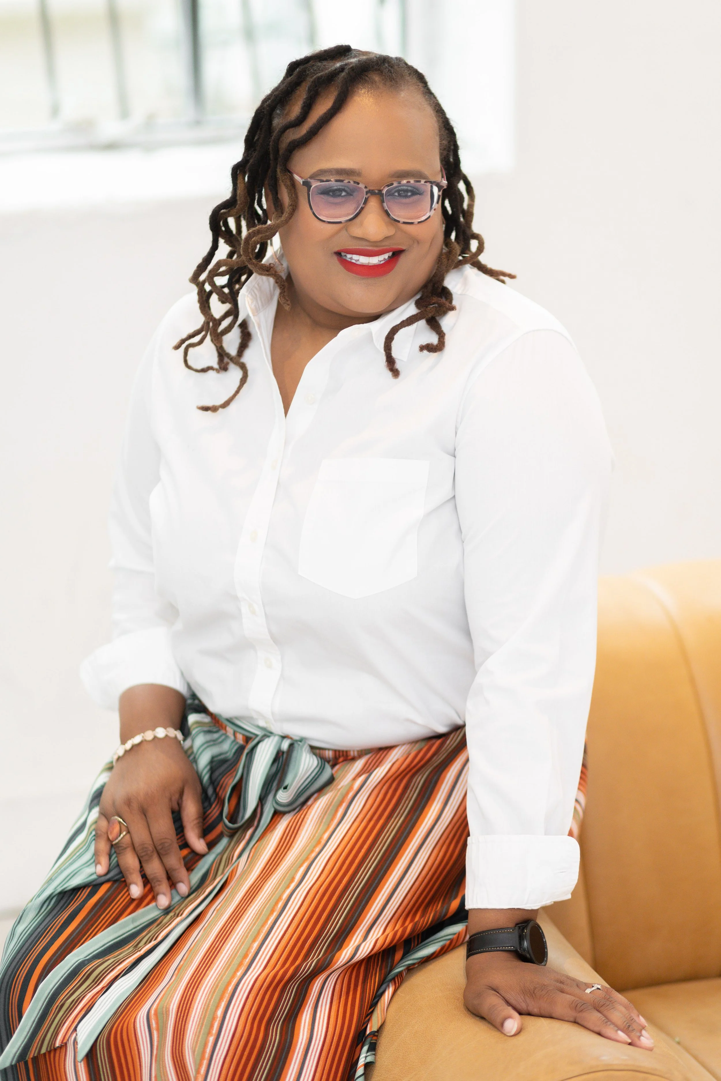 Roberta McKnight-Dupas Headshot Mini Session-25.jpg