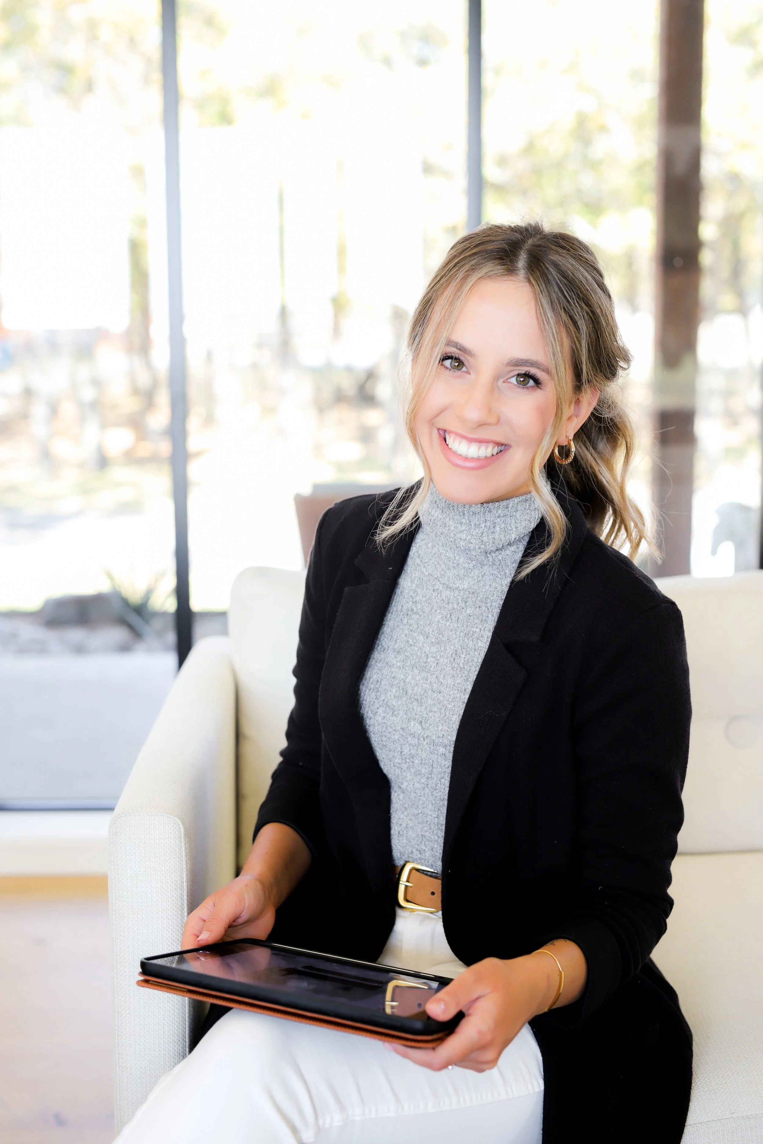 Rebekah Hernandez Branding Session-66.jpg