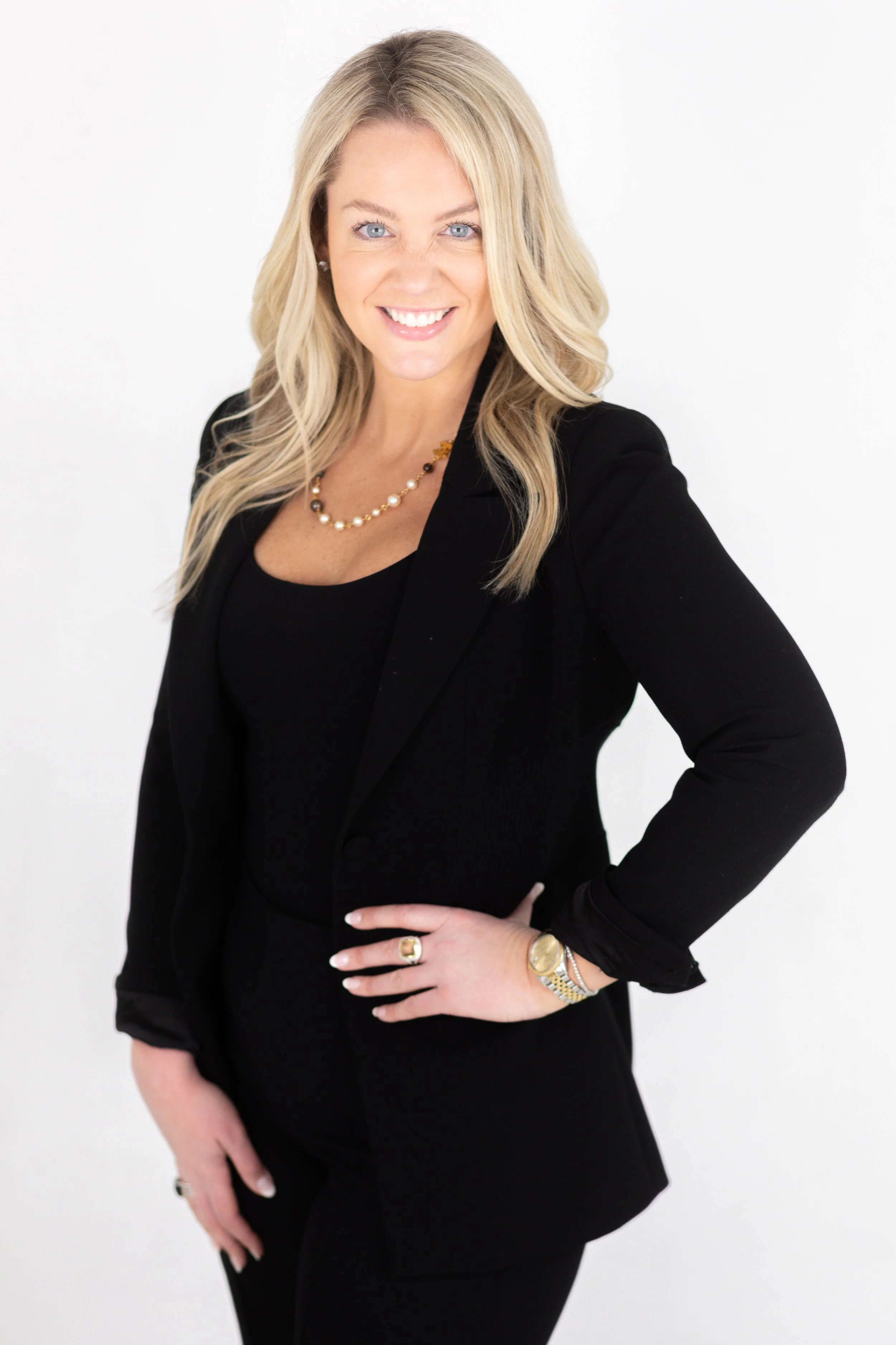 Jesselyn Hayes Headshot Mini Session-22.jpg