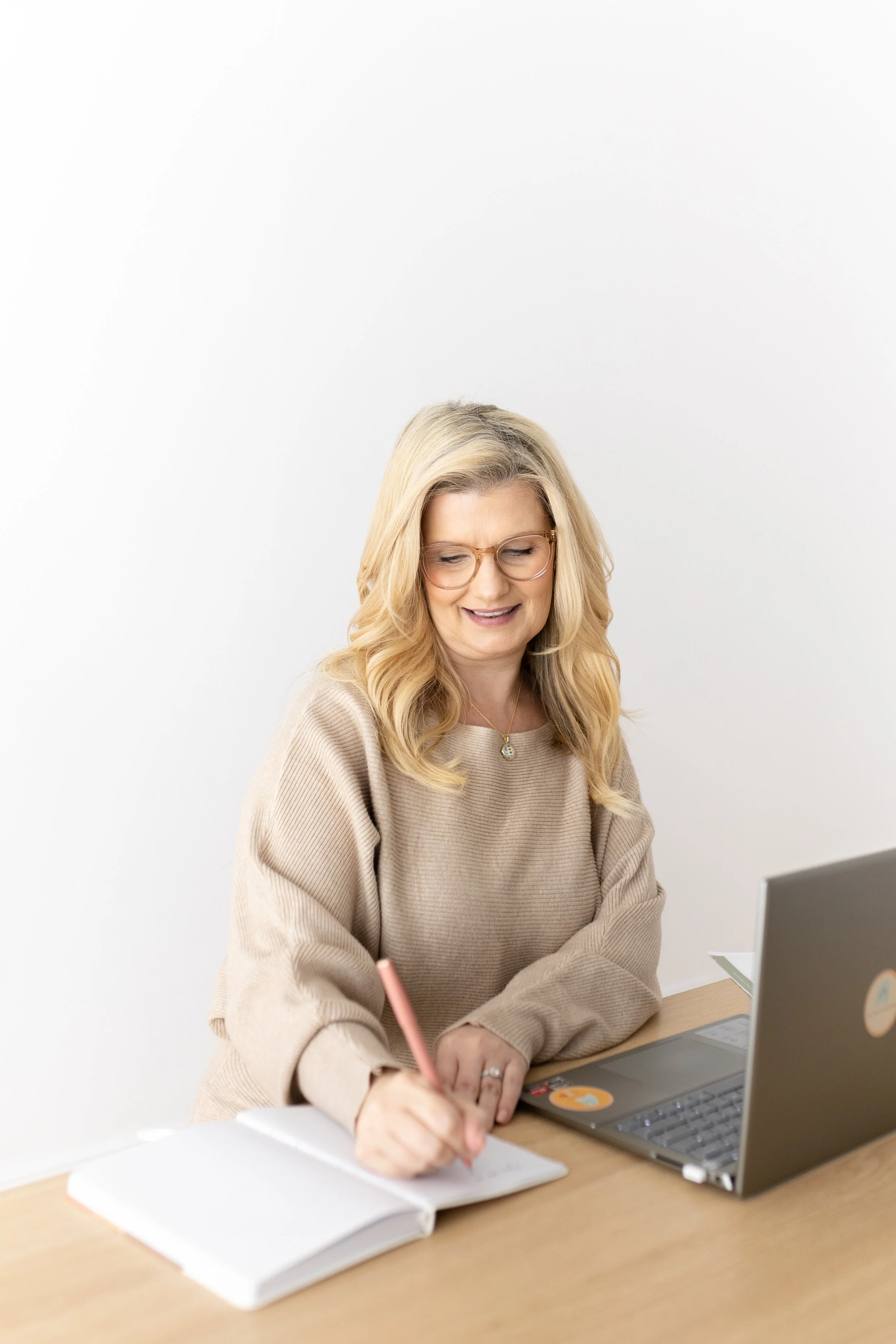 Brandy Walker Branding Session -128.jpg