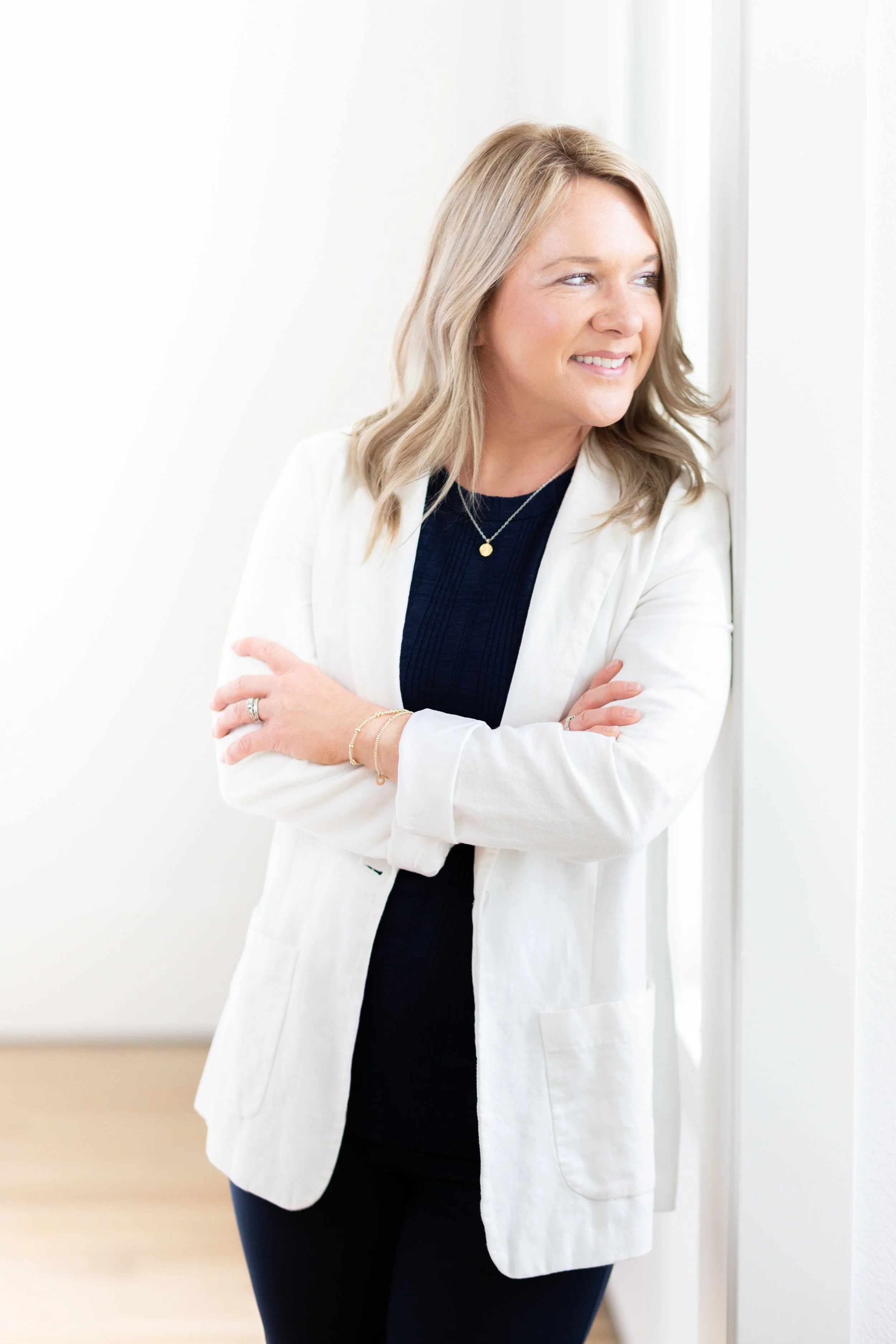 Tomie Fox Branding Session-15.jpg