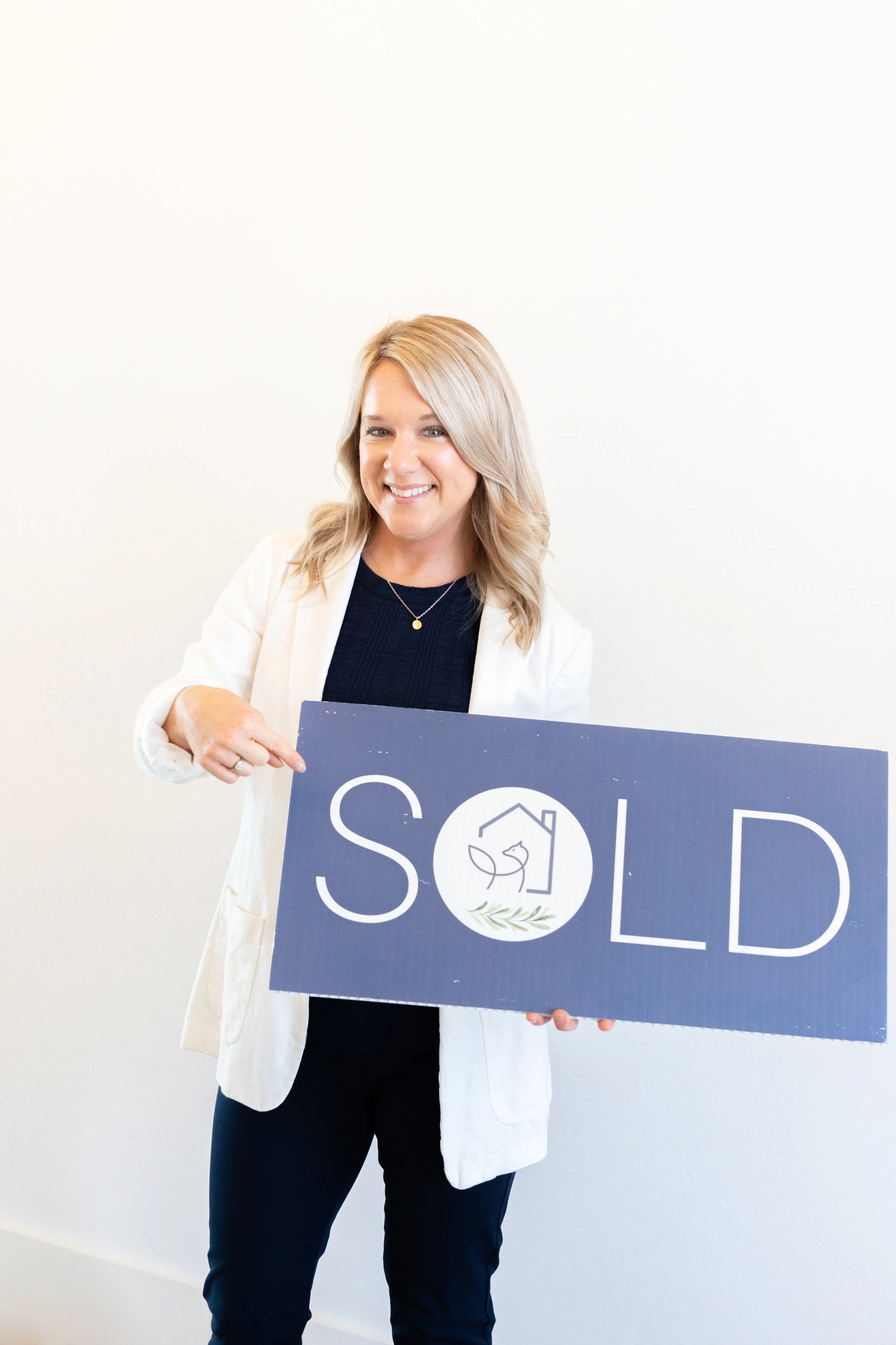 Tomie Fox Branding Session-64.jpg