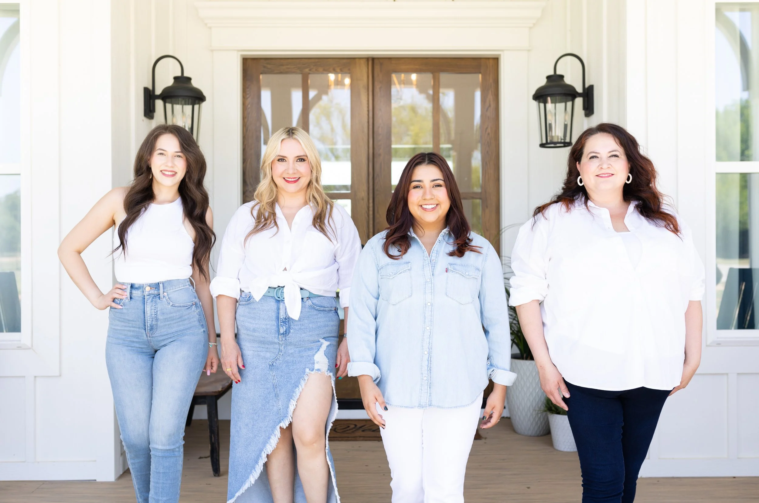 Maribel Saldivar Branding Session-203.jpg