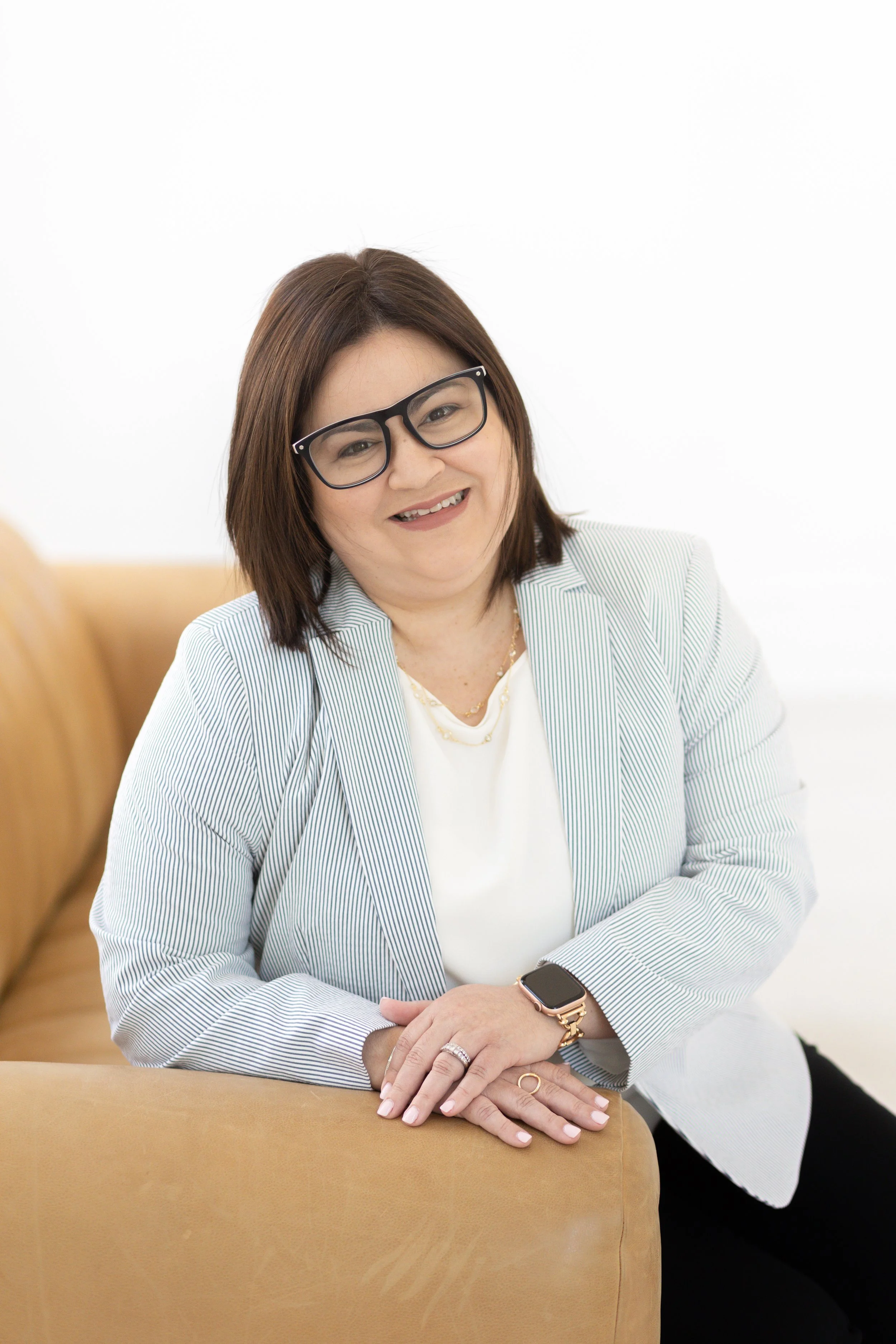 Melissa Munich-Droz Headshot Mini Session-14.jpg