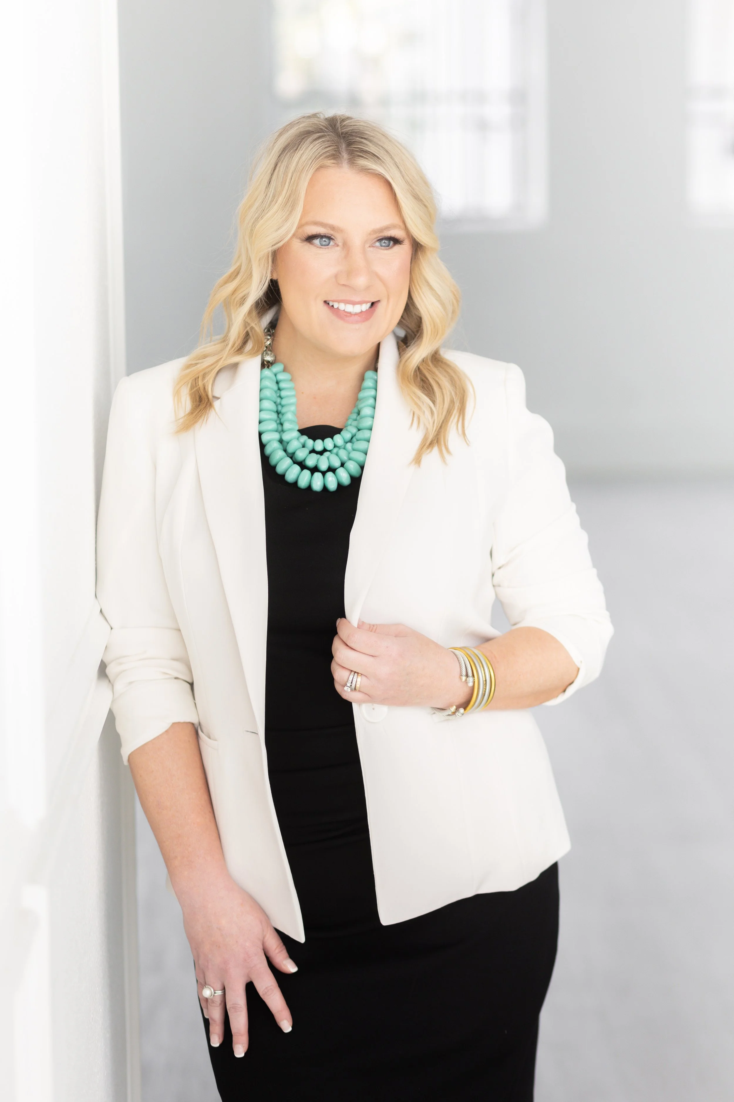 Melissa Heiss Headshot Mini Session-9.jpg