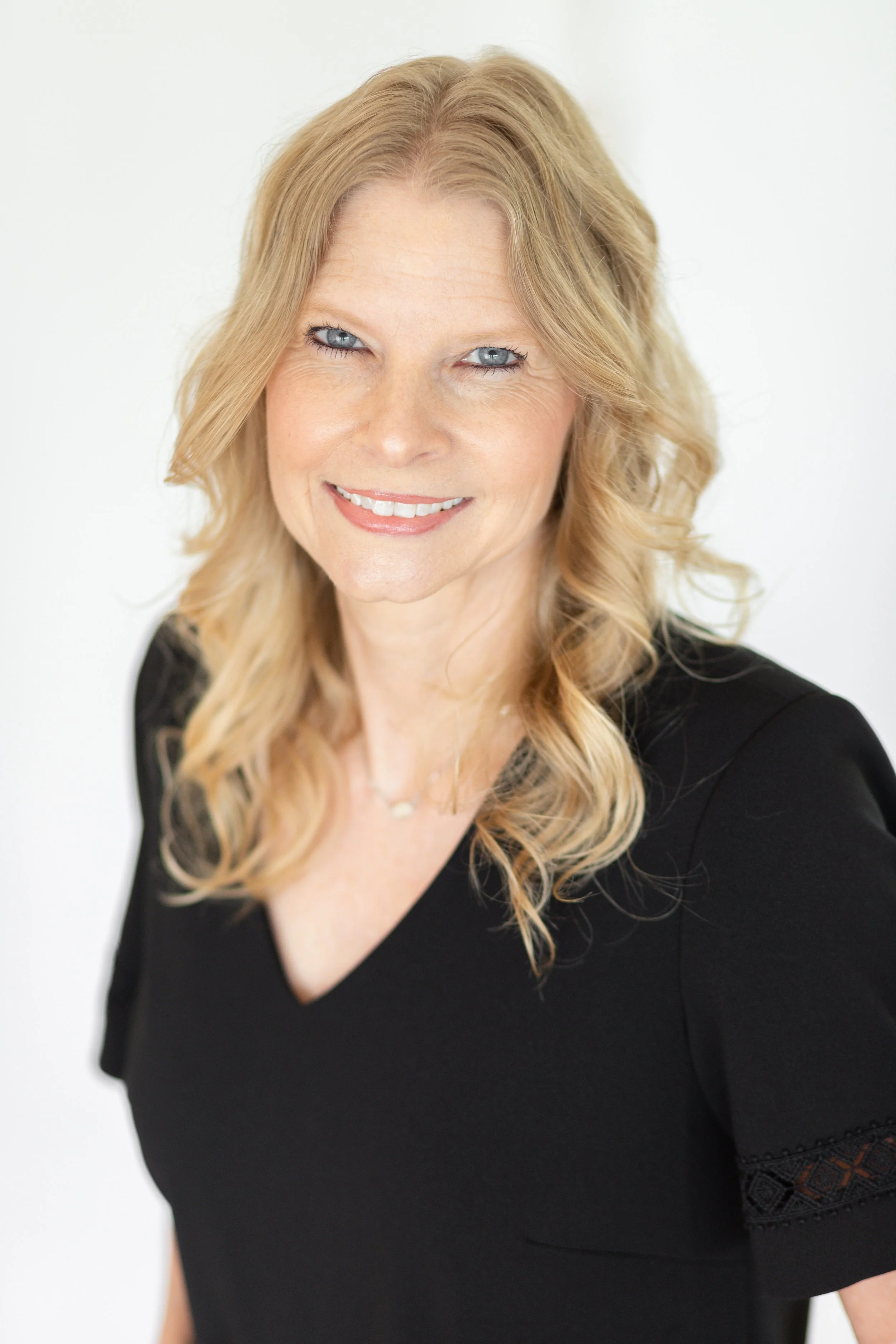 Courtney Forsberg Branding Session-98.jpg