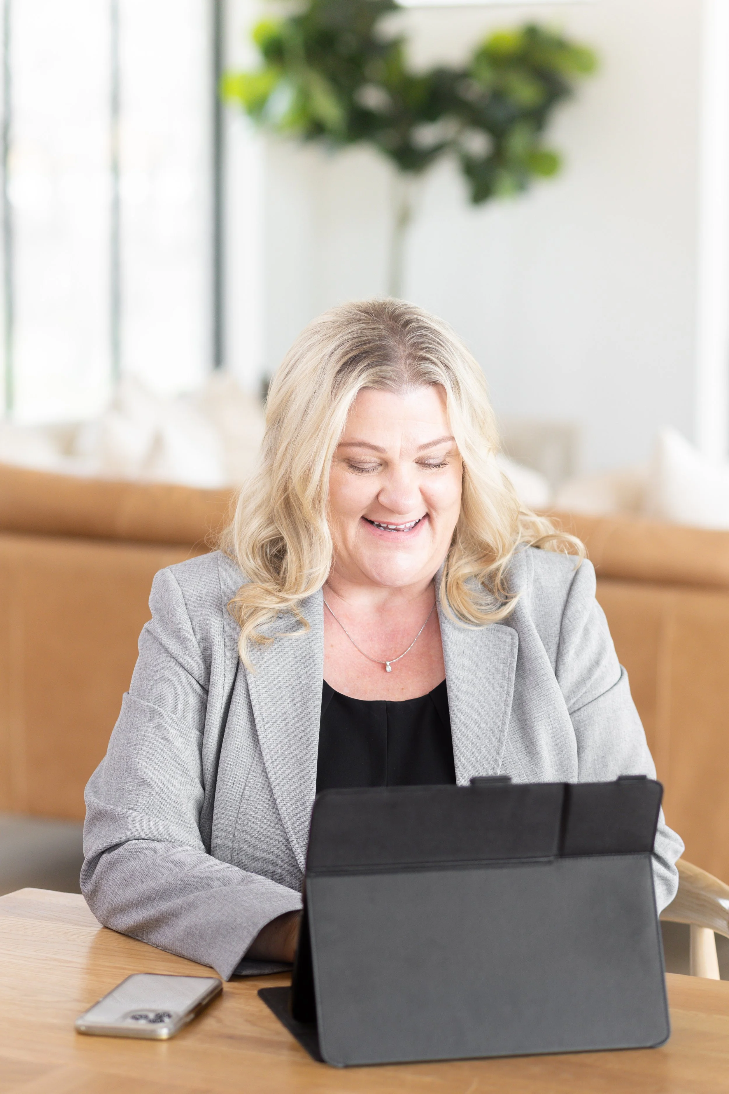 Lisa Shields Branding Session-30.jpg