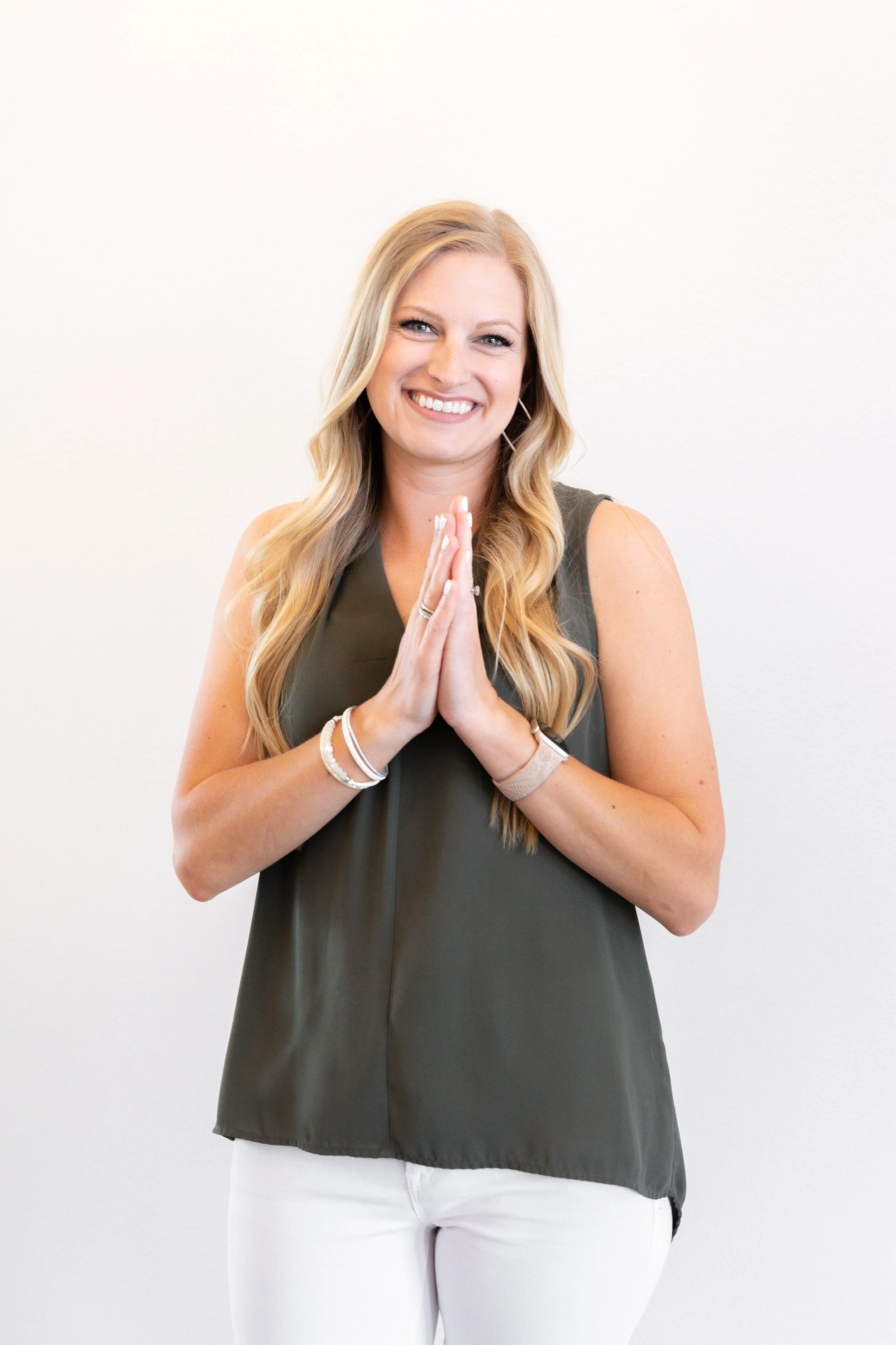 Tomie Fox Branding Session-77.jpg