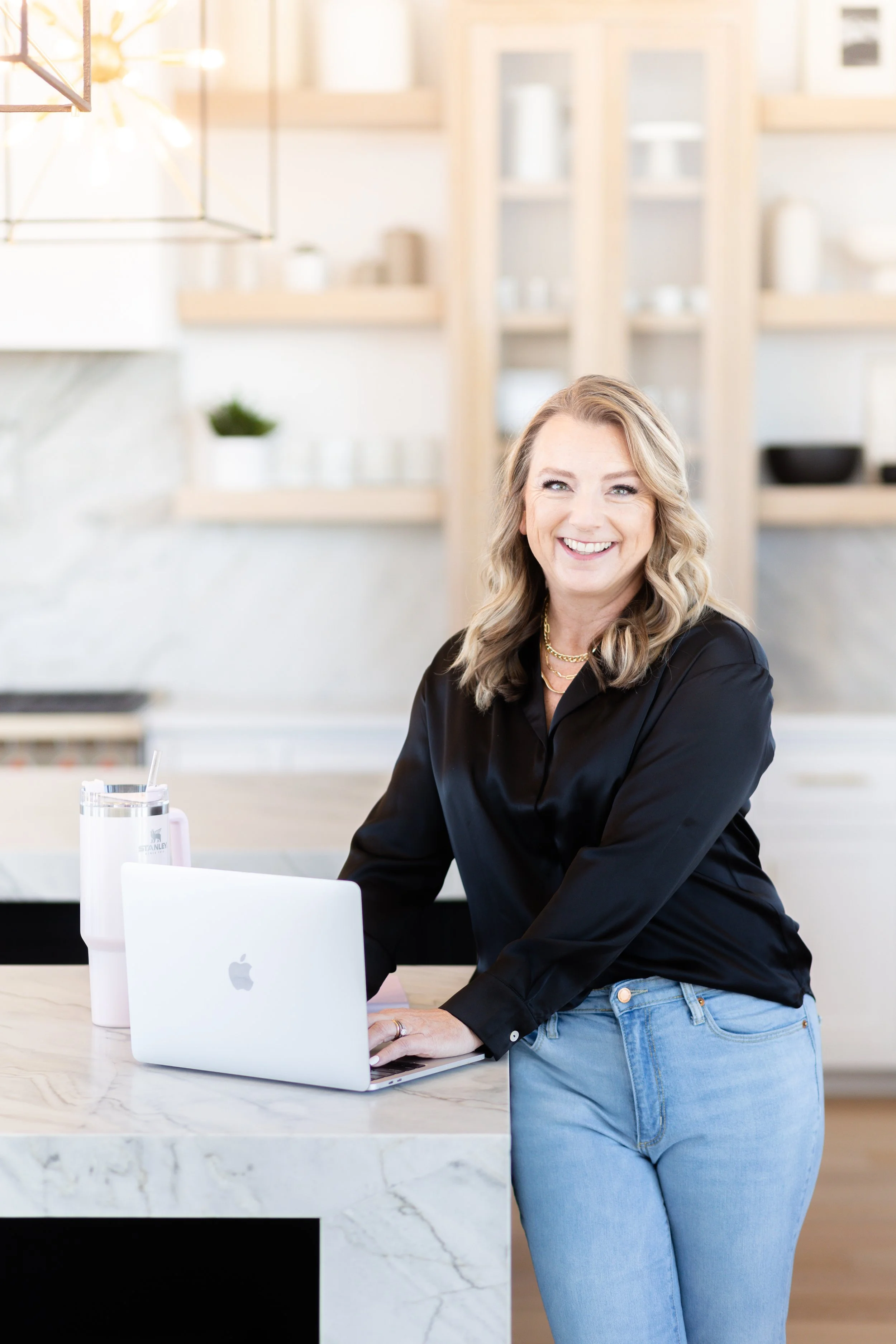 Kim McLelland Branding Session-13.jpg