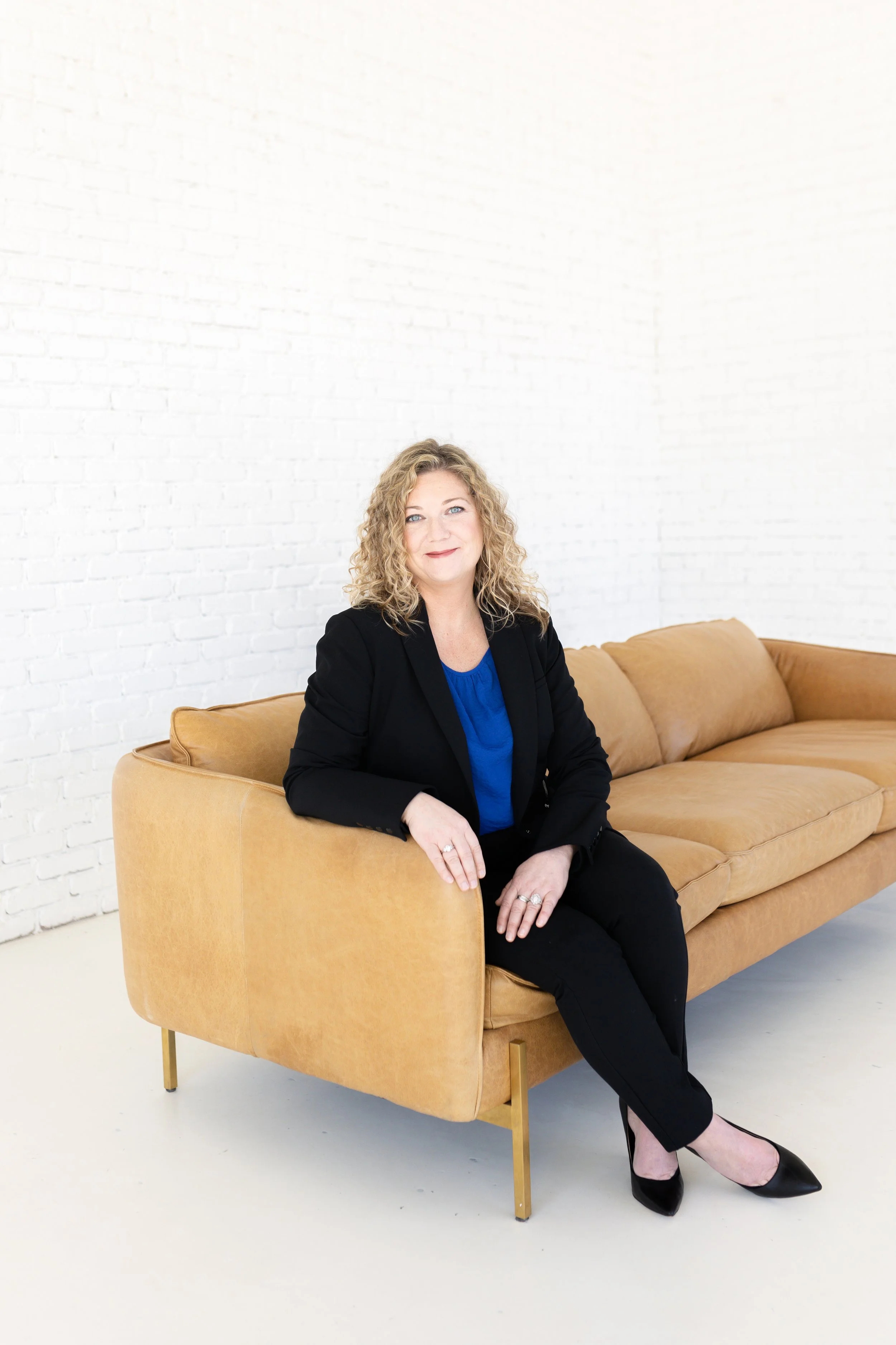 Rachael Kelly Headshot Mini Session-17.jpg