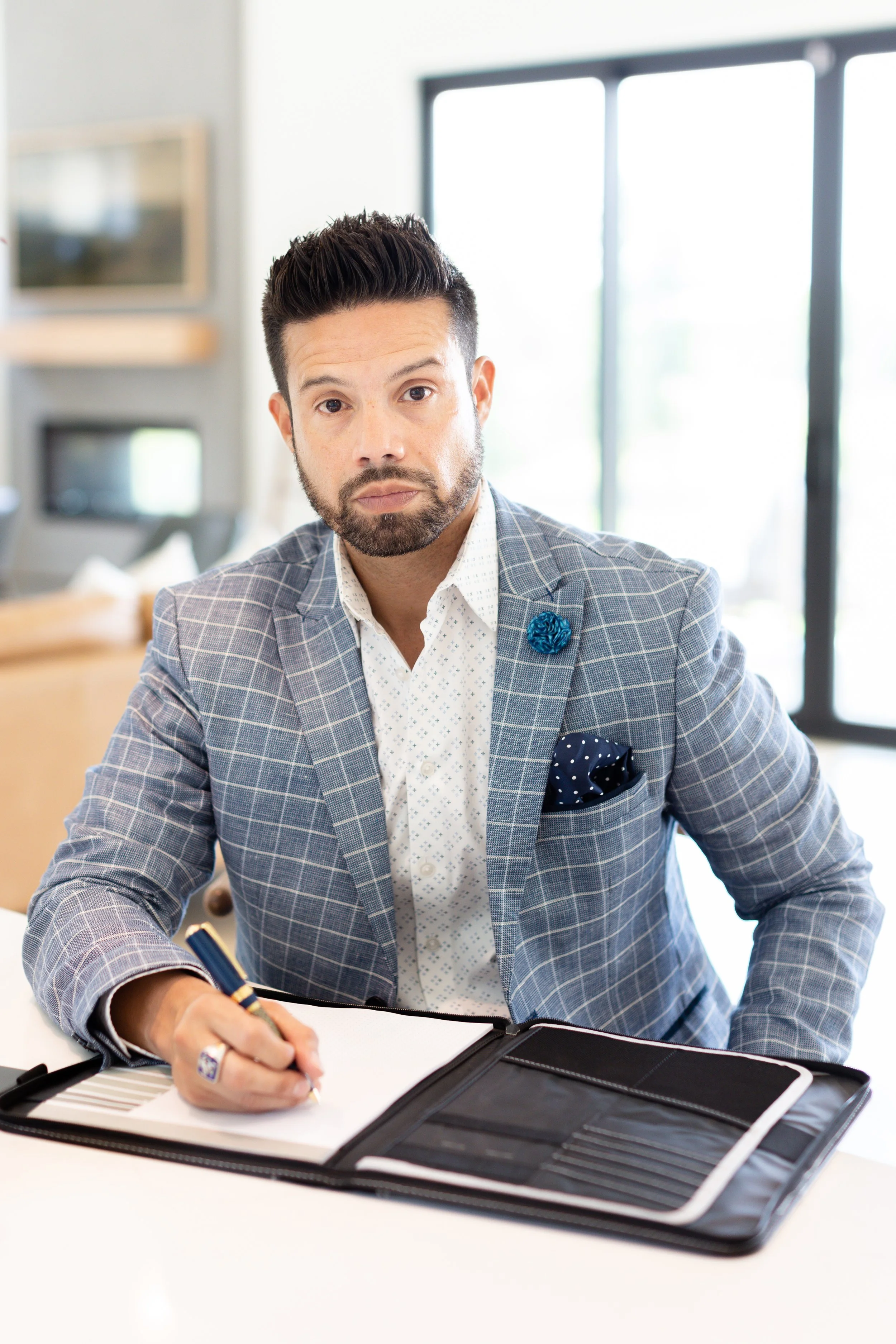 Gustavo Farrach Branding Session-136.jpg