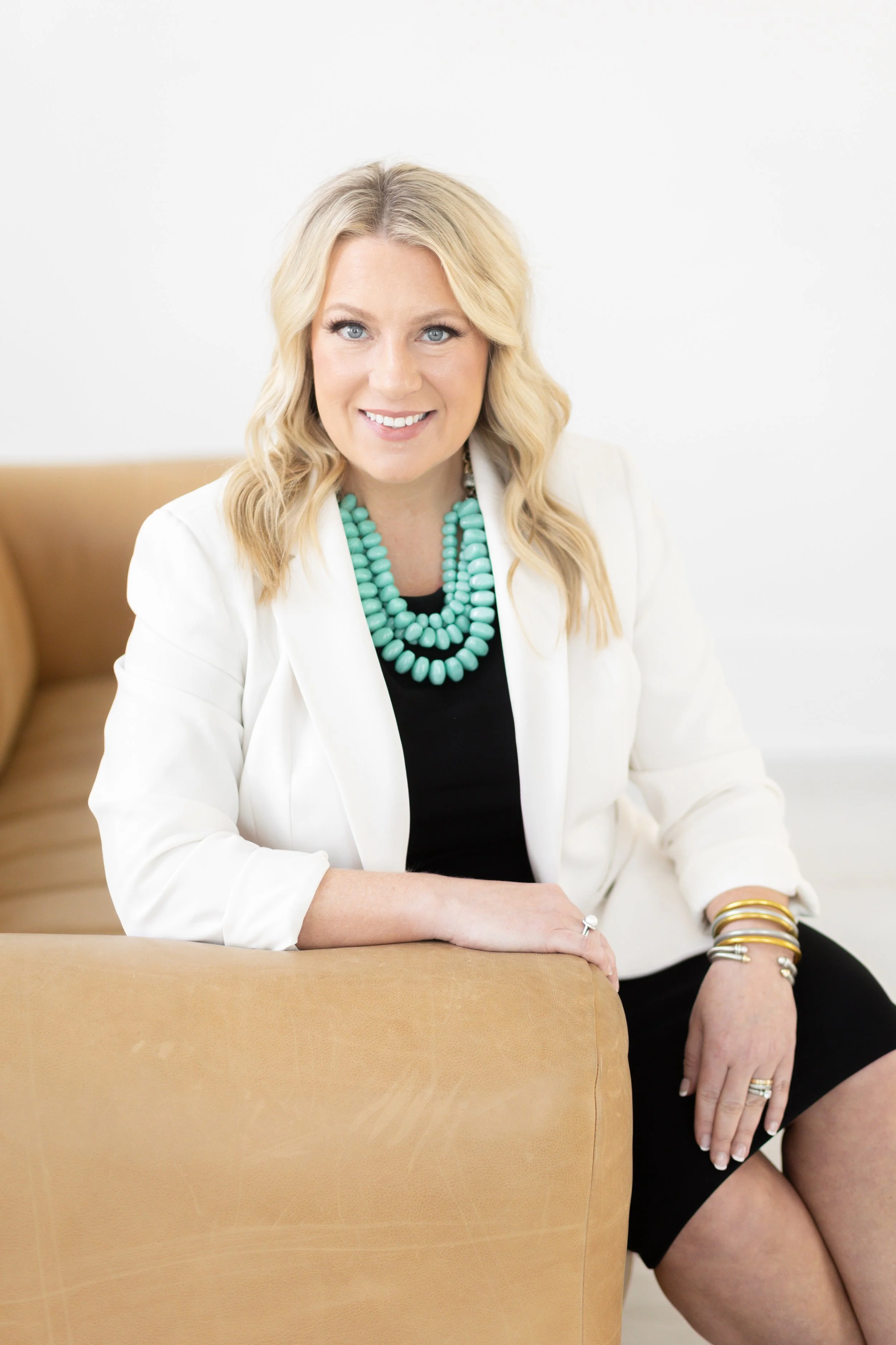 Melissa Heiss Headshot Mini Session-17.jpg