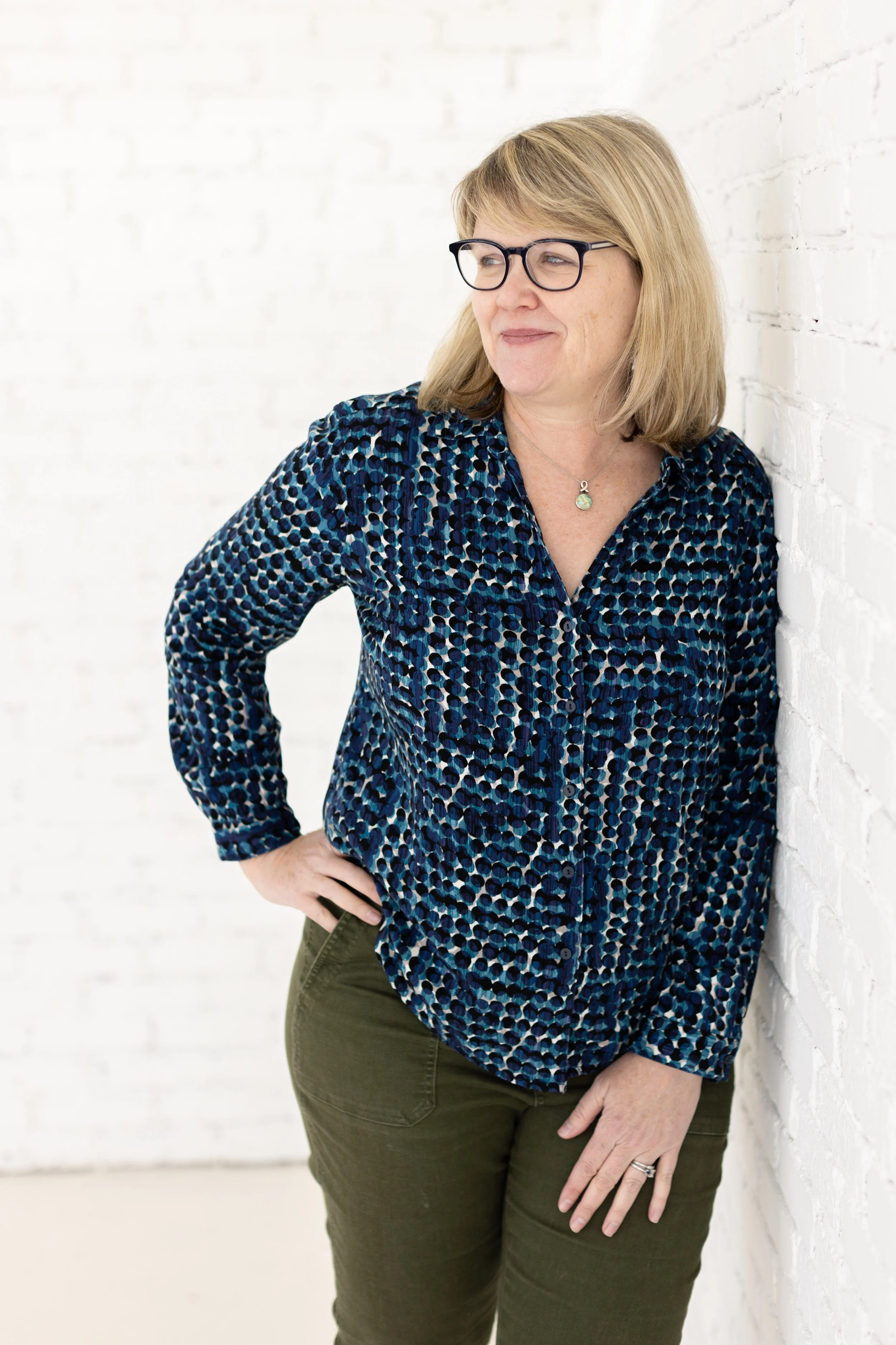 Lisa Gibson Headshot Mini Session-3.jpg