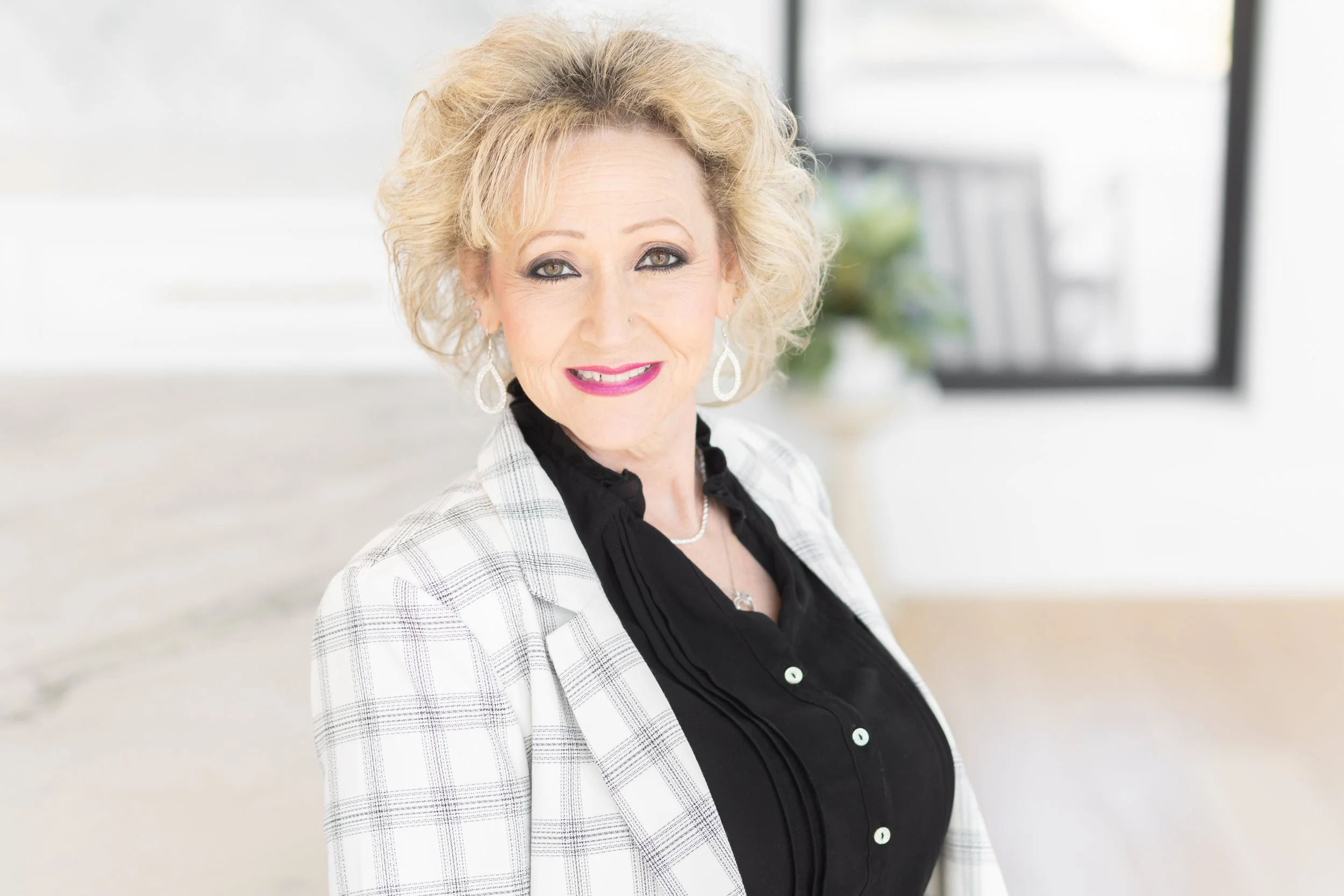 Brittany Romo Branding Session-3.jpg