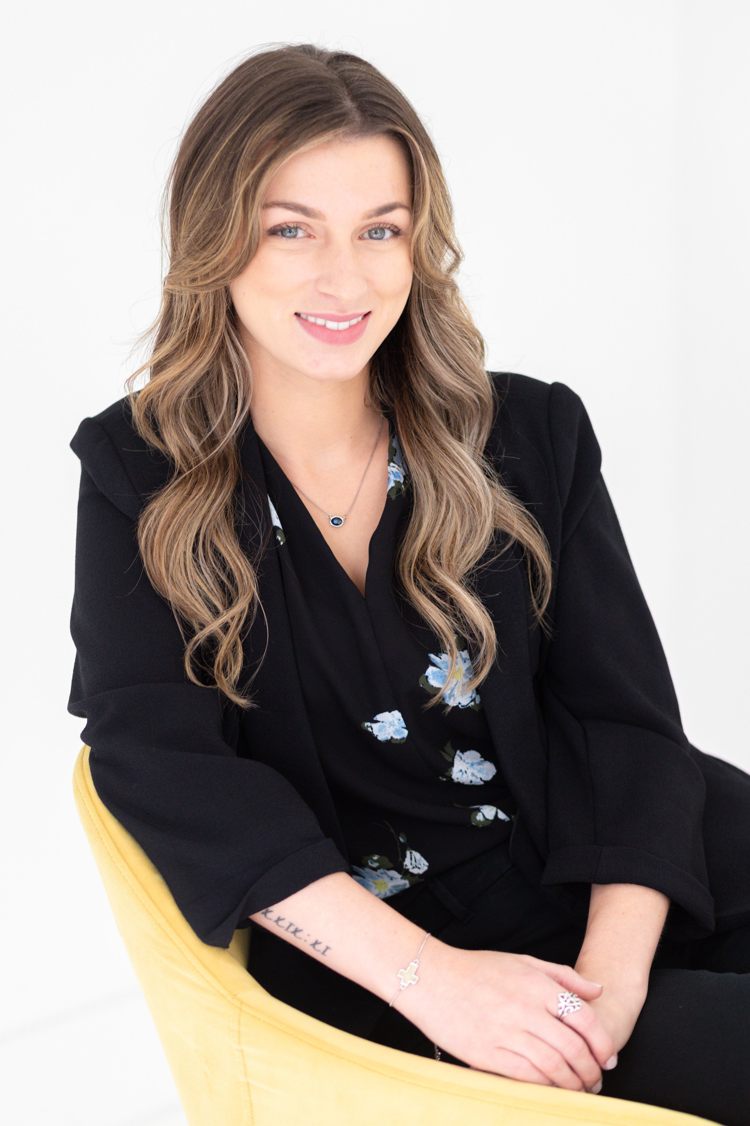 Maddie Tedder Headshot Mini Sesion-25.jpg