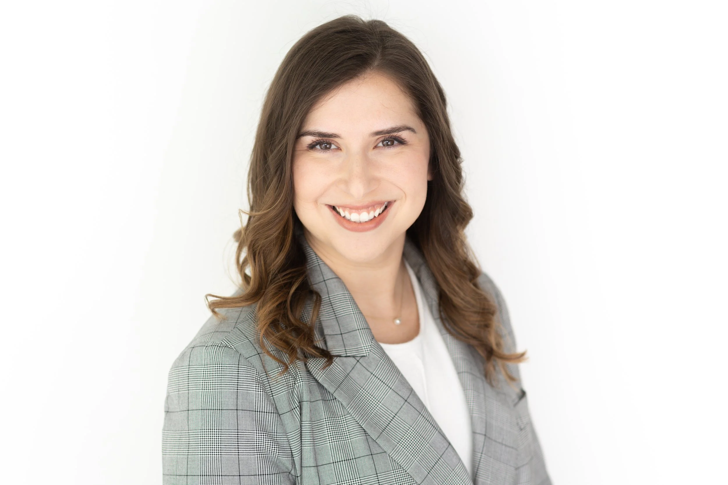 Andrea Thorne-Thomsen Headshot Mini Session-2.jpg