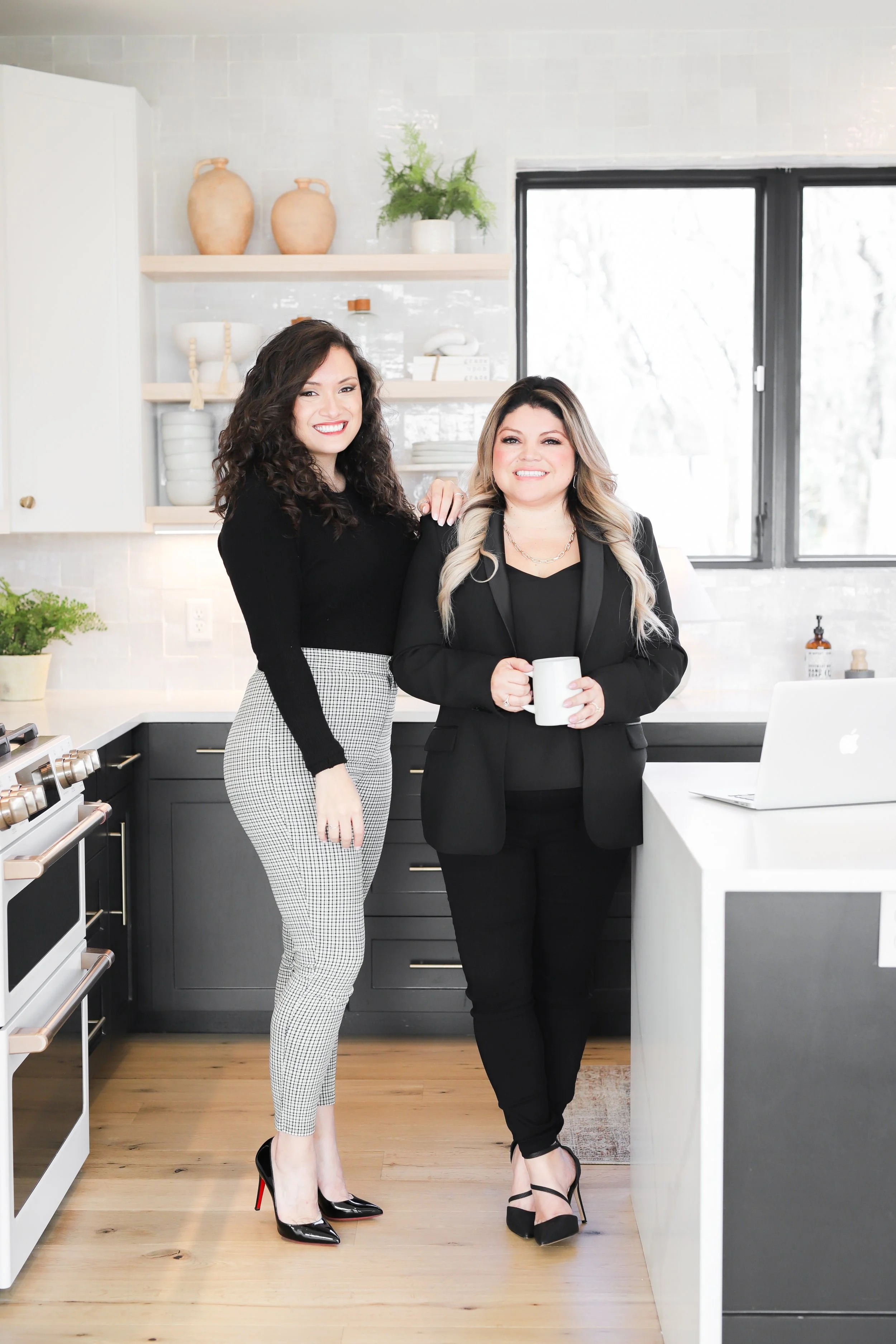 Venesa Acosta Branding Session-13.jpg