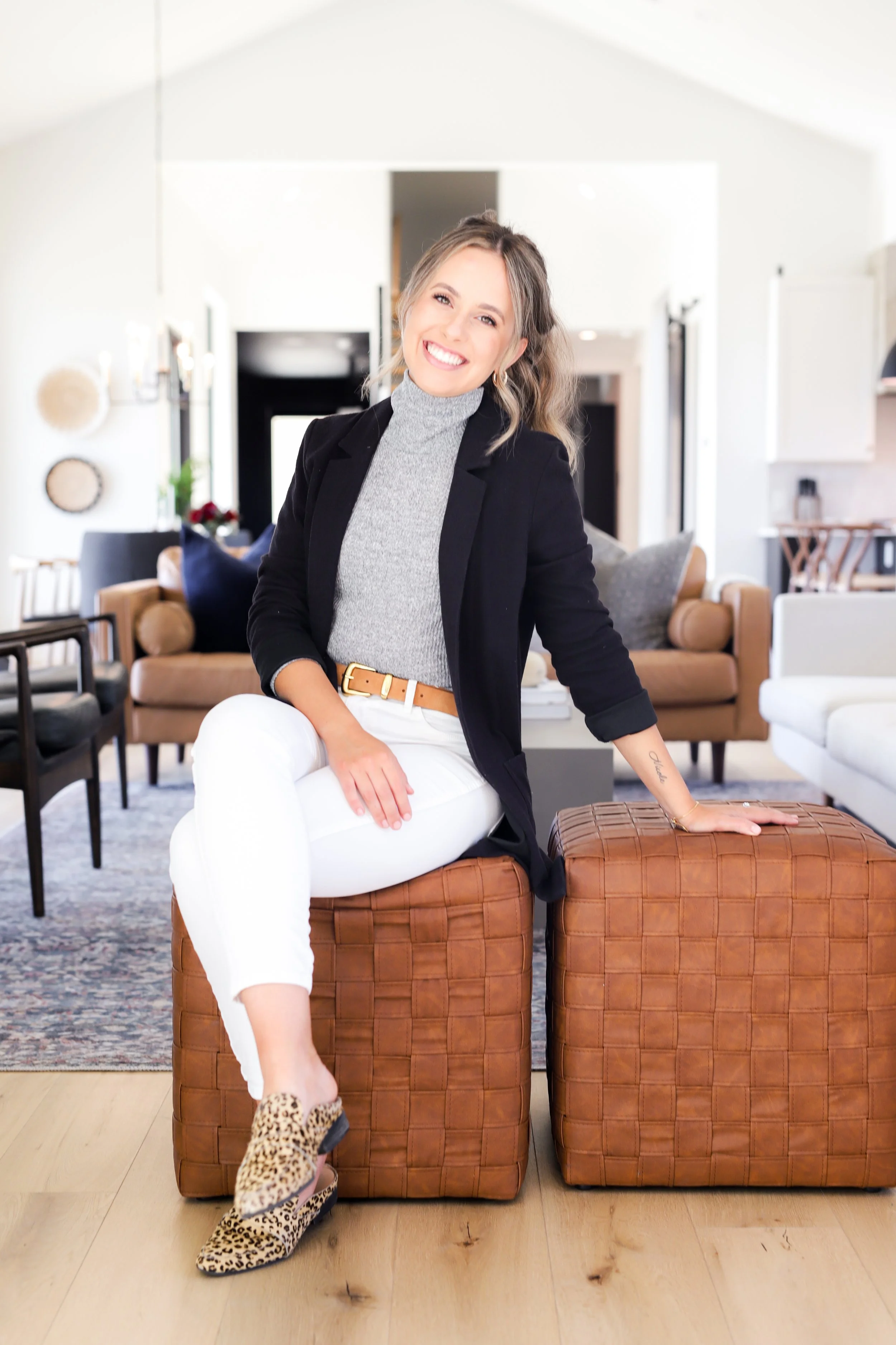 Rebekah Hernandez Branding Session-74.jpg