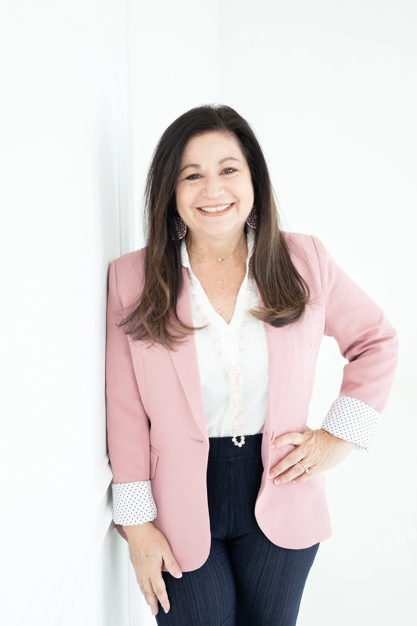 Amelia Valdez Branding Session -22.jpg