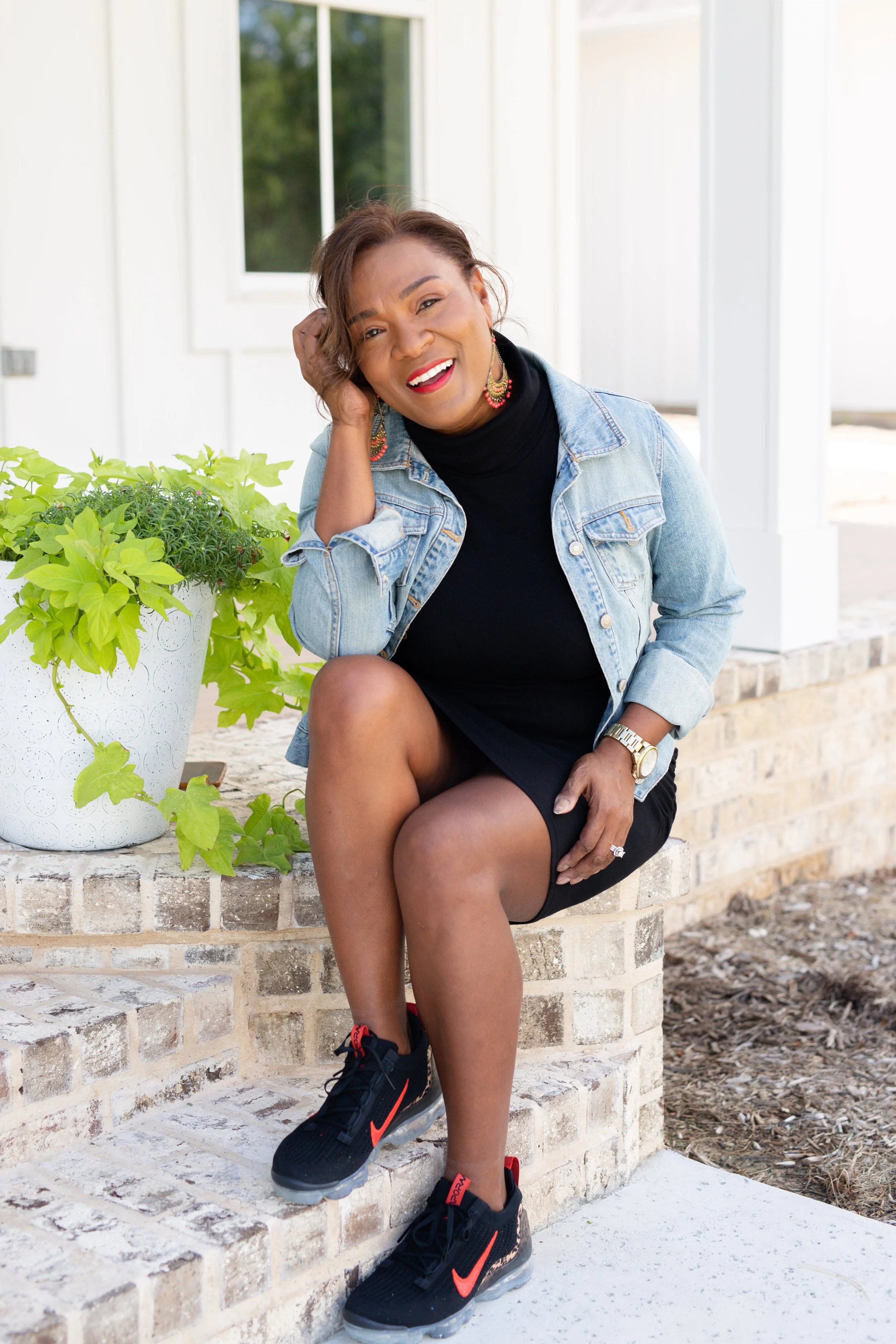 Latoyia Dennis Branding Session-40.jpg