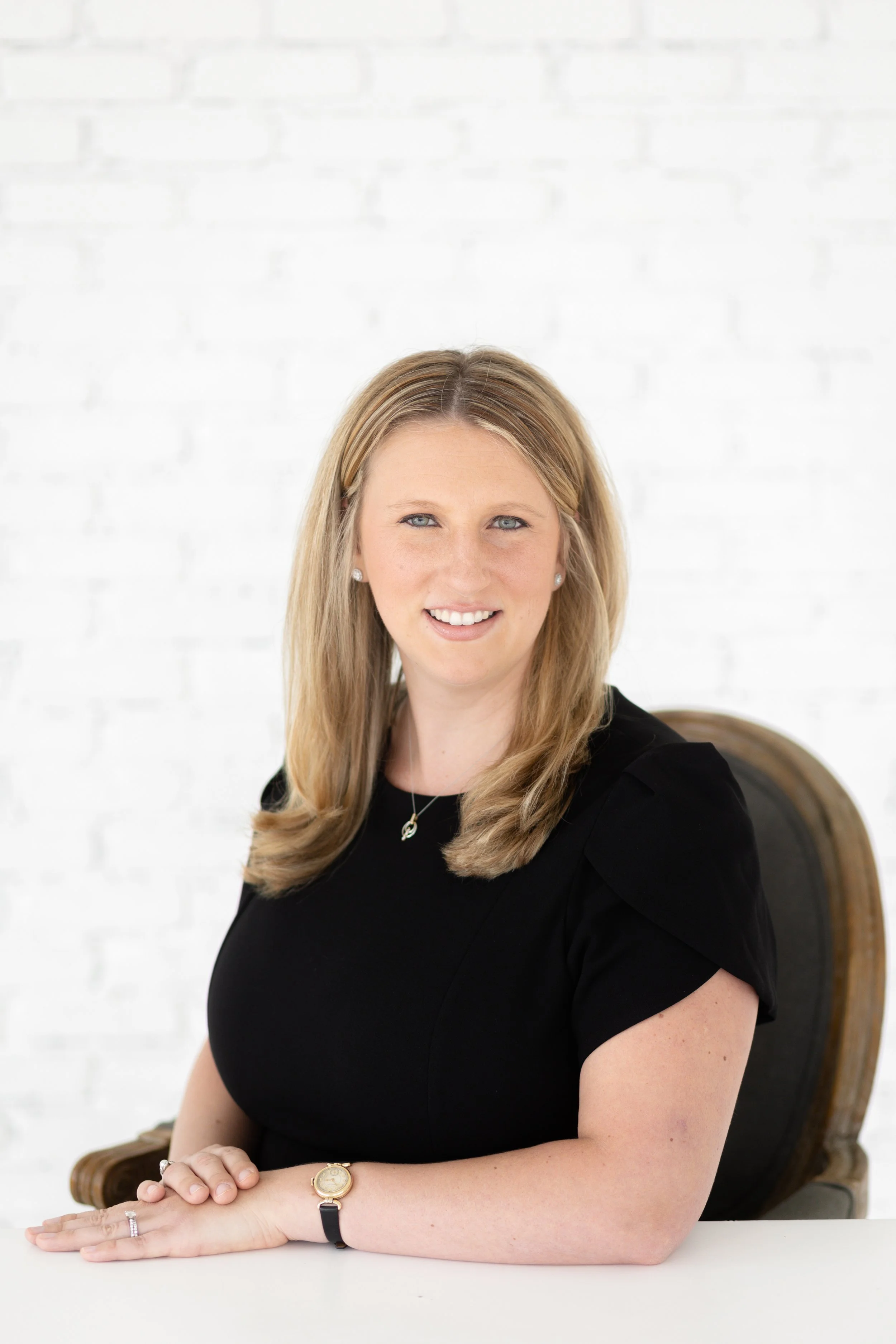 Brittany Dietz Headshot Mini Session-21.jpg