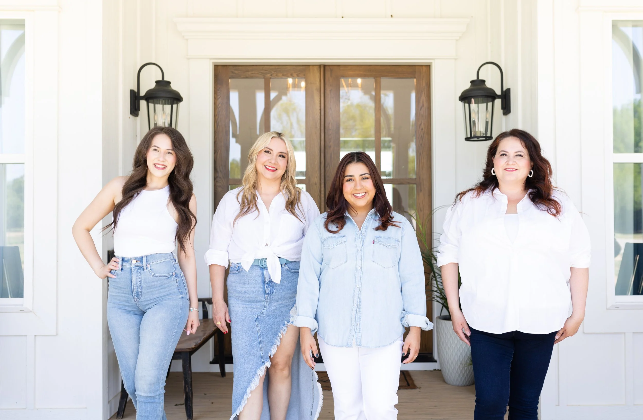 Maribel Saldivar Branding Session-202.jpg