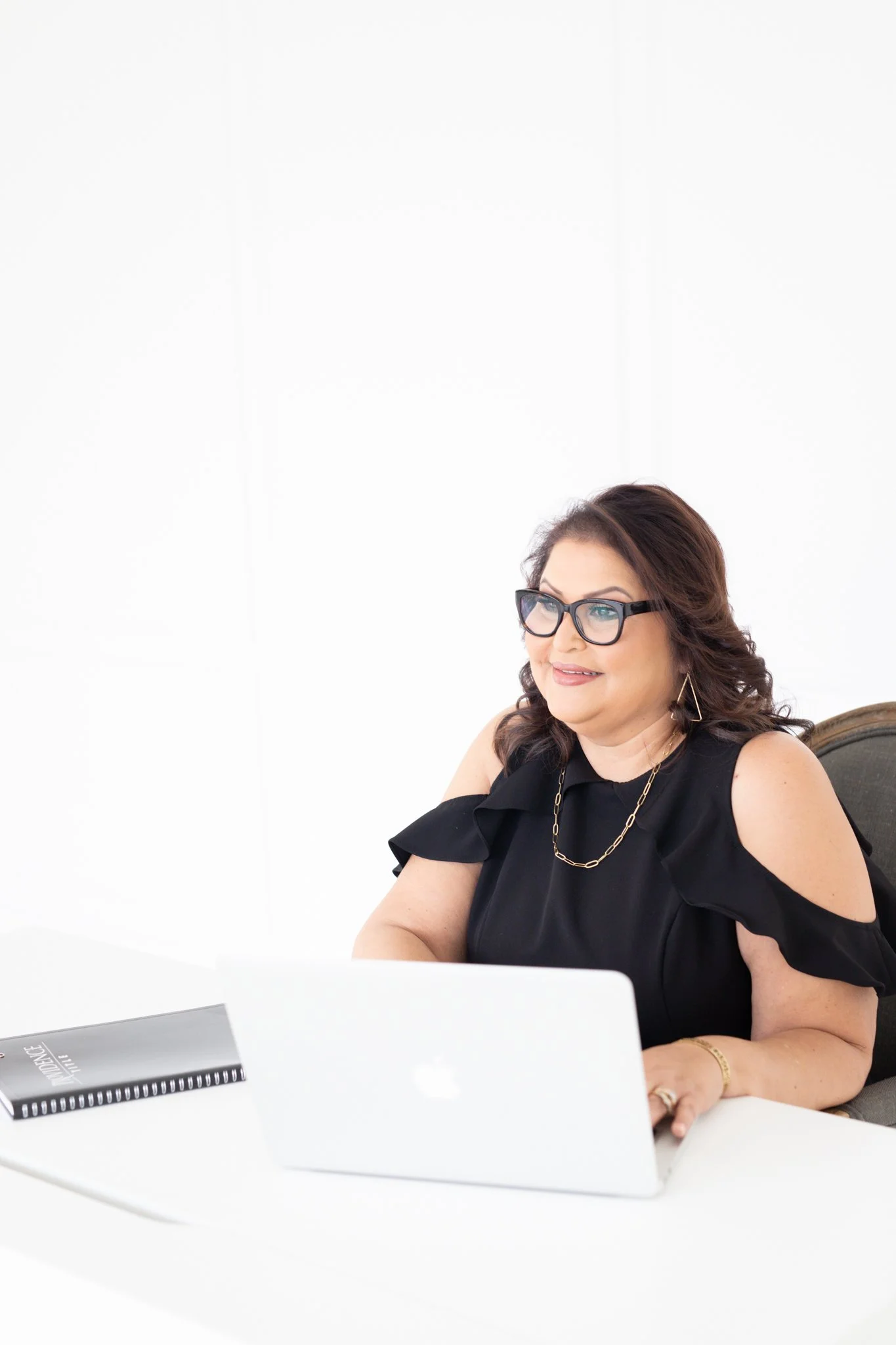 Amelia Valdez Branding Session -54.jpg