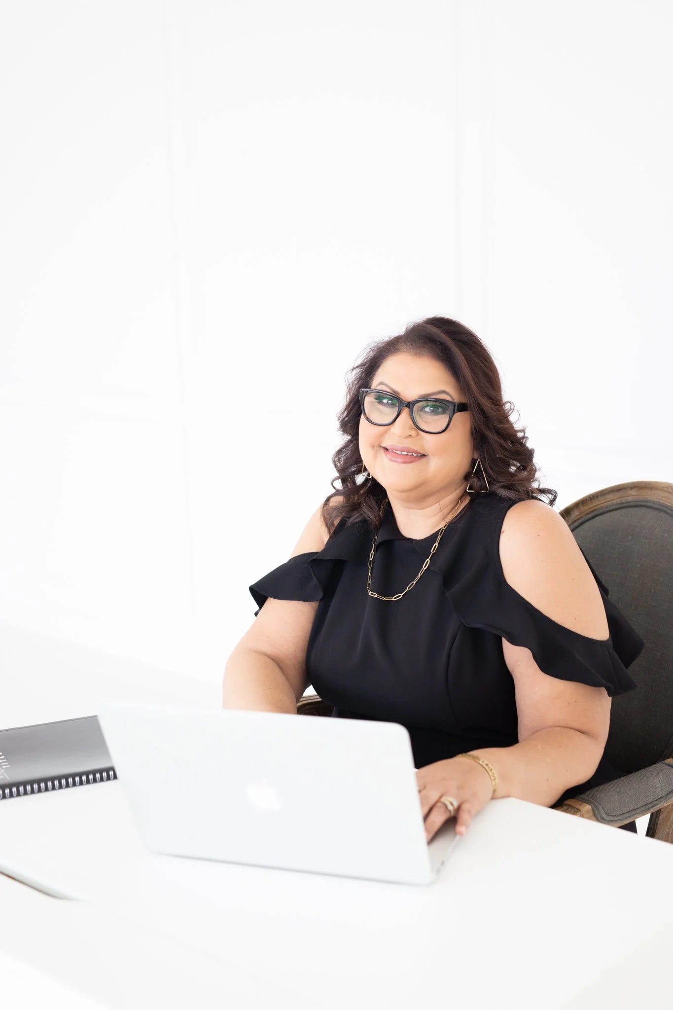 Amelia Valdez Branding Session -55.jpg