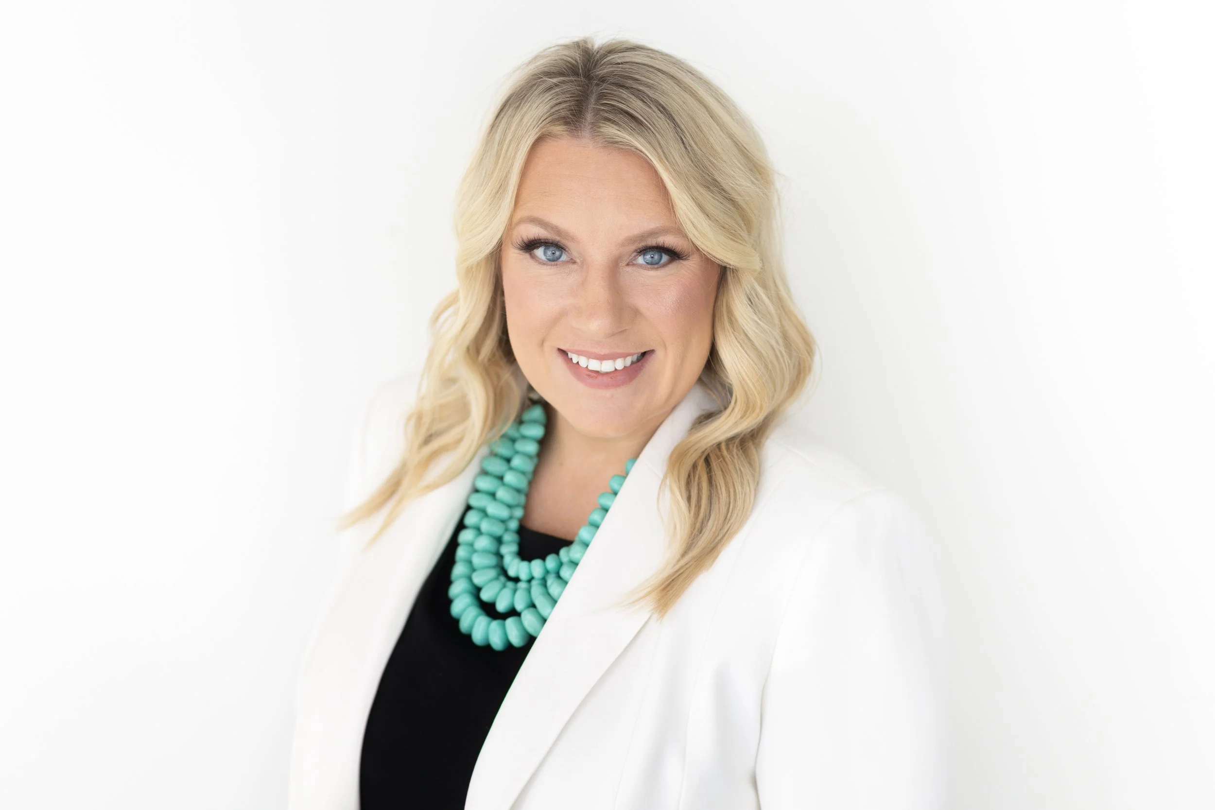 Melissa Heiss Headshot Mini Session-5.jpg