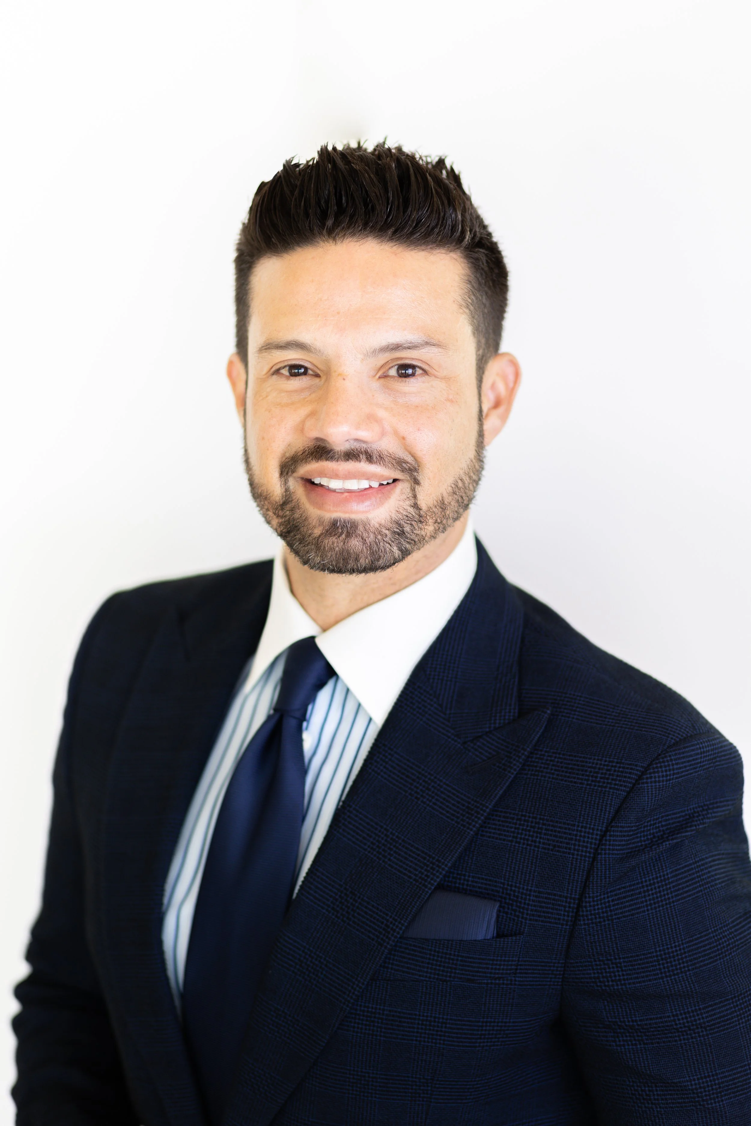 Gustavo Farrach Branding Session-2.jpg