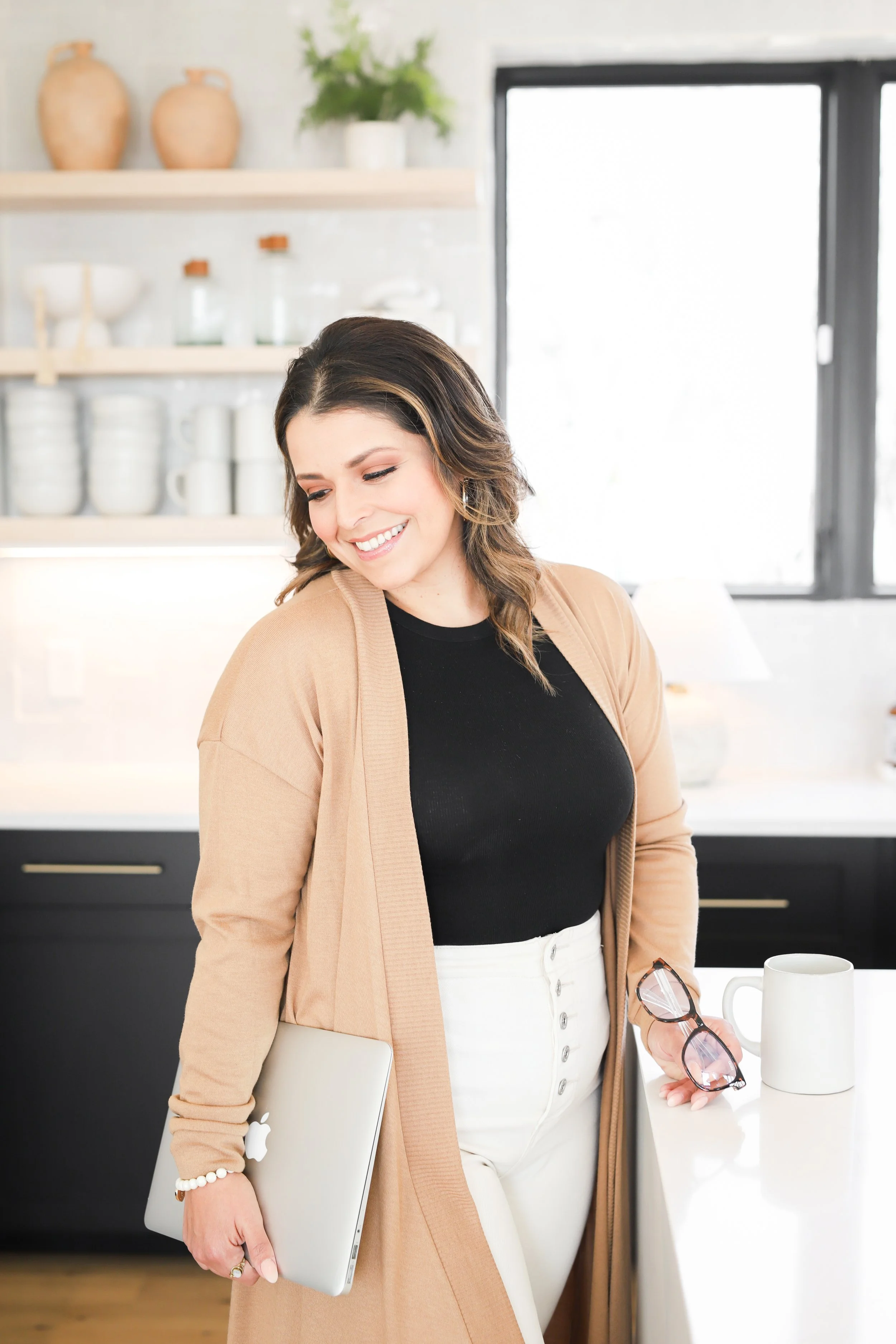 Erica Anaya Branding Session-18.jpg