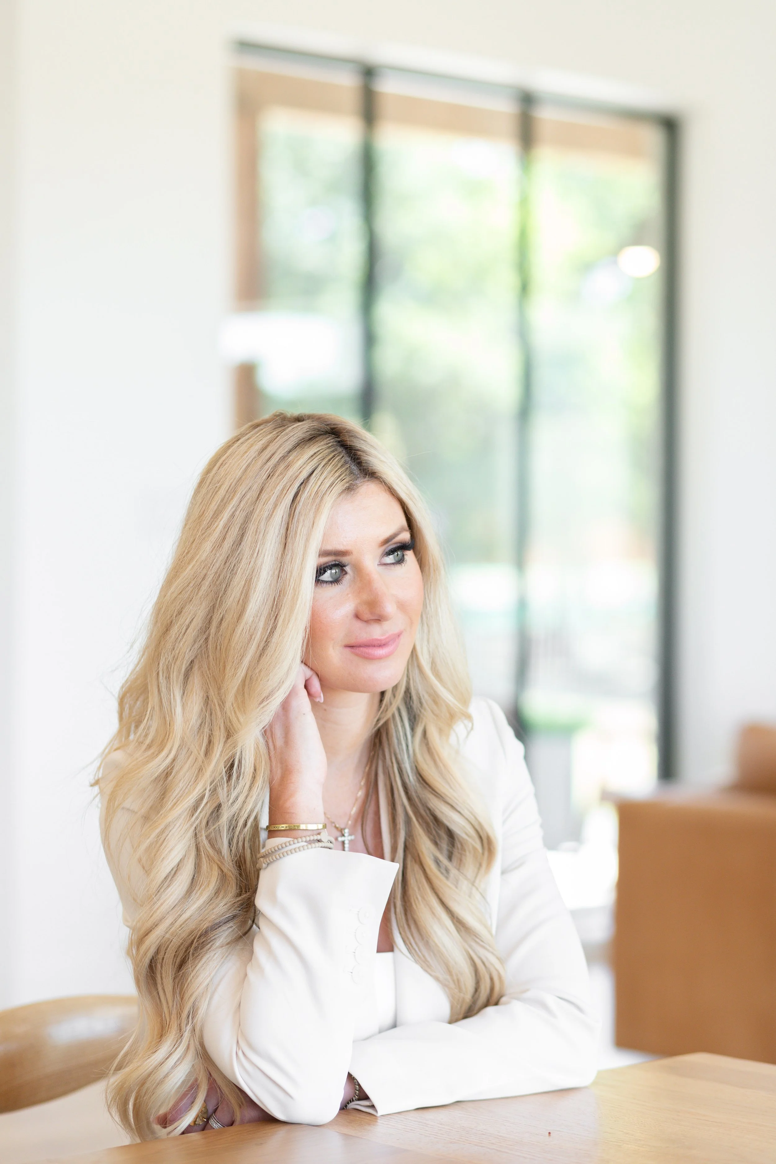 Sydney Dauphin Branding Session-24.jpg