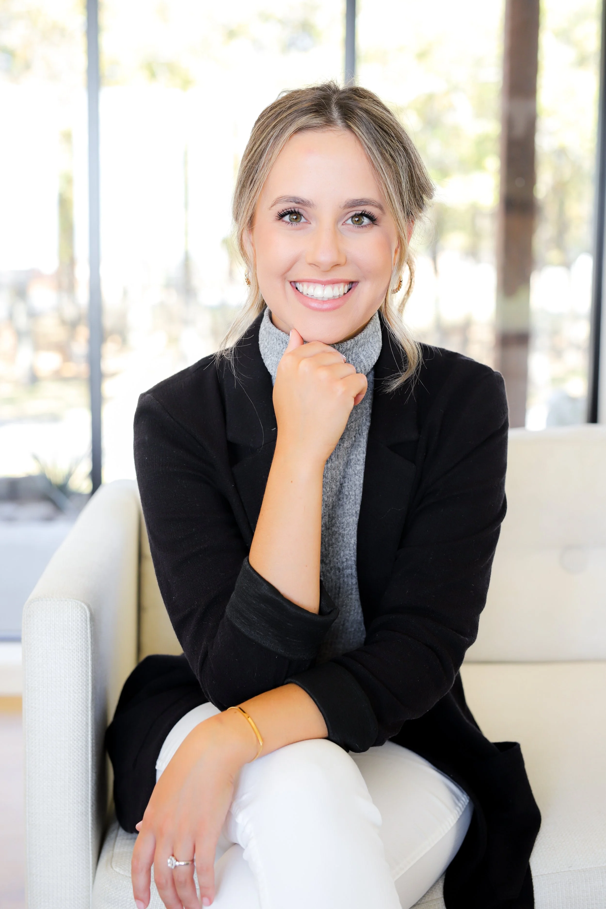 Rebekah Hernandez Branding Session-71.jpg