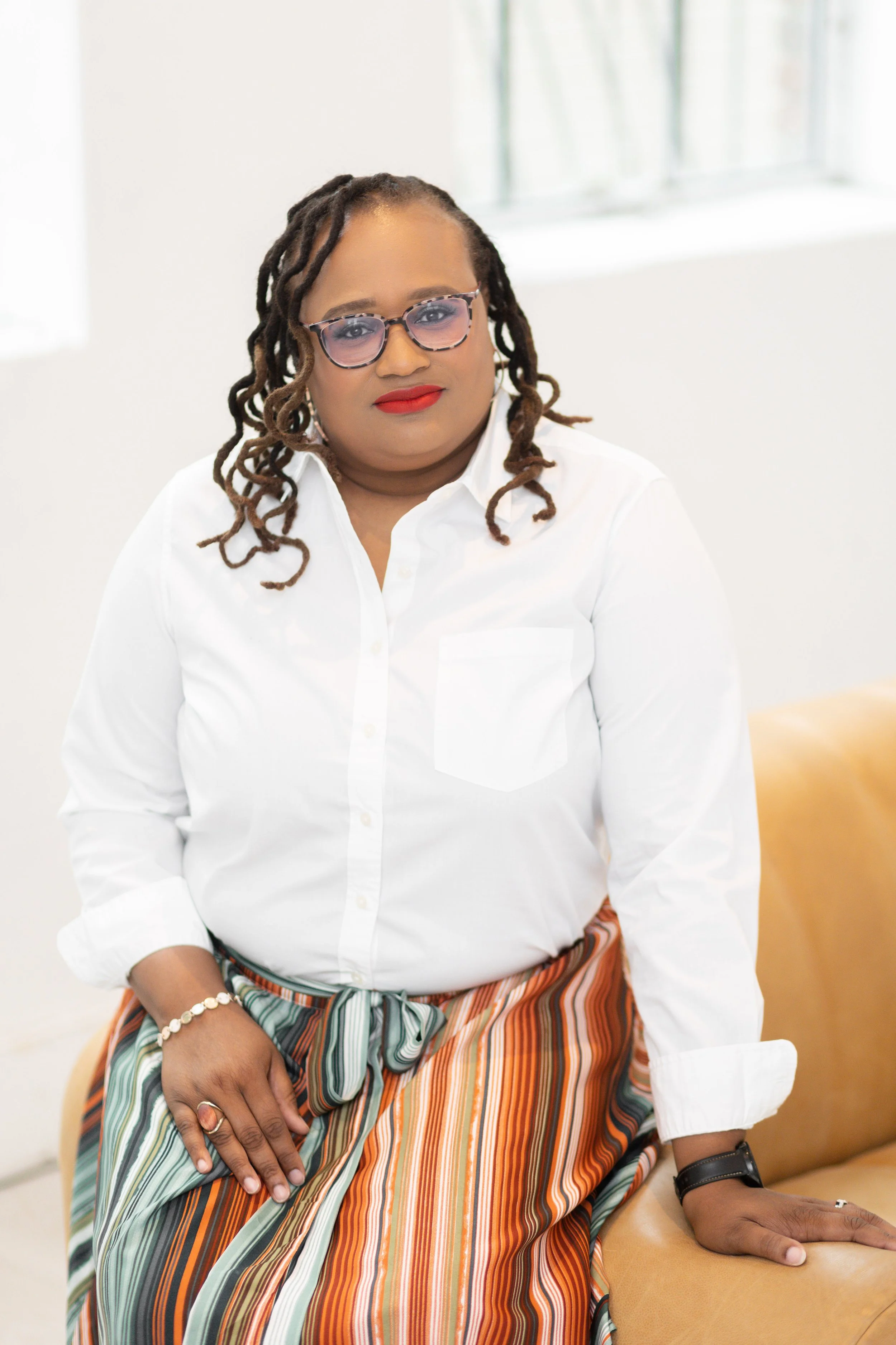 Roberta McKnight-Dupas Headshot Mini Session-23.jpg