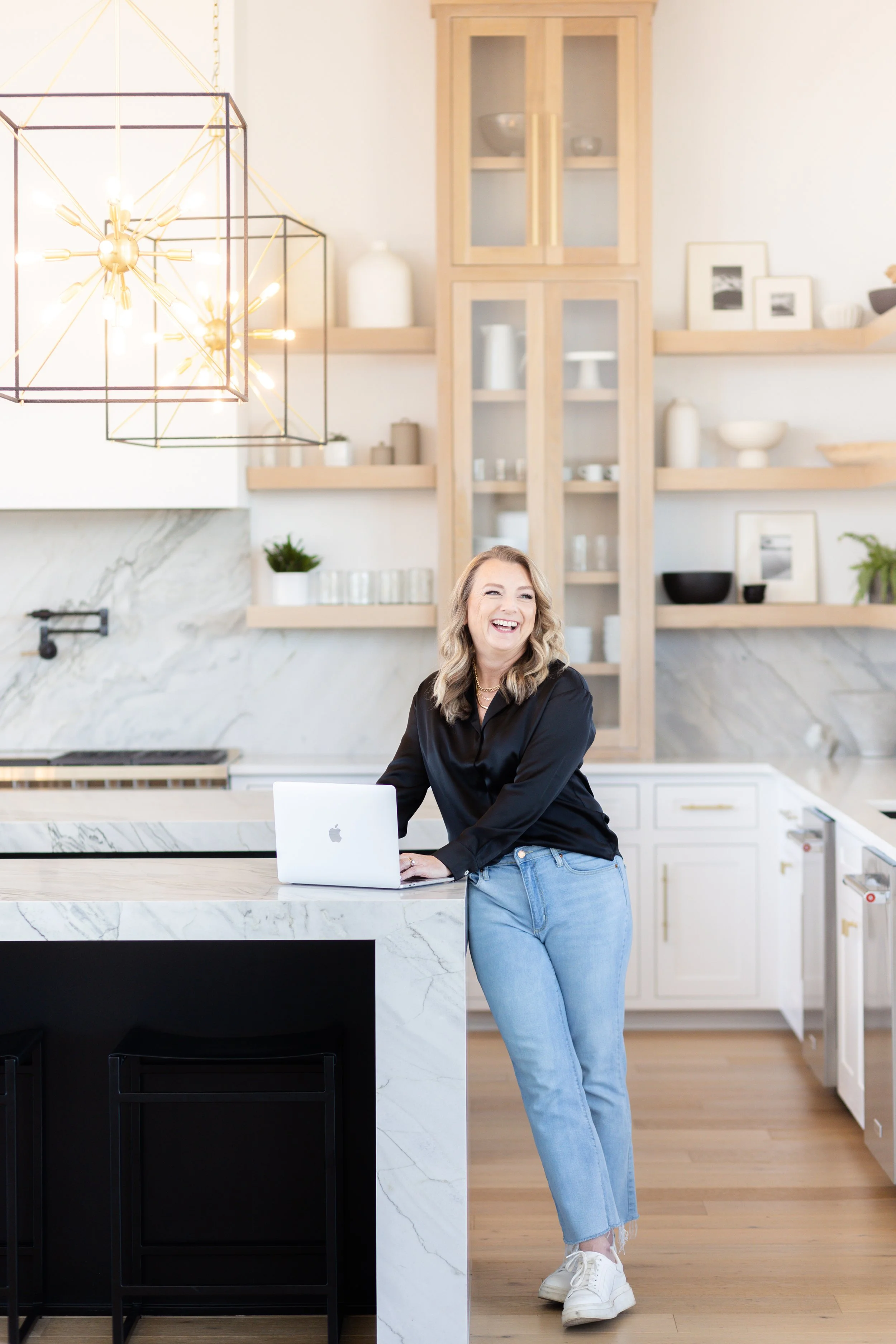 Kim McLelland Branding Session-26.jpg