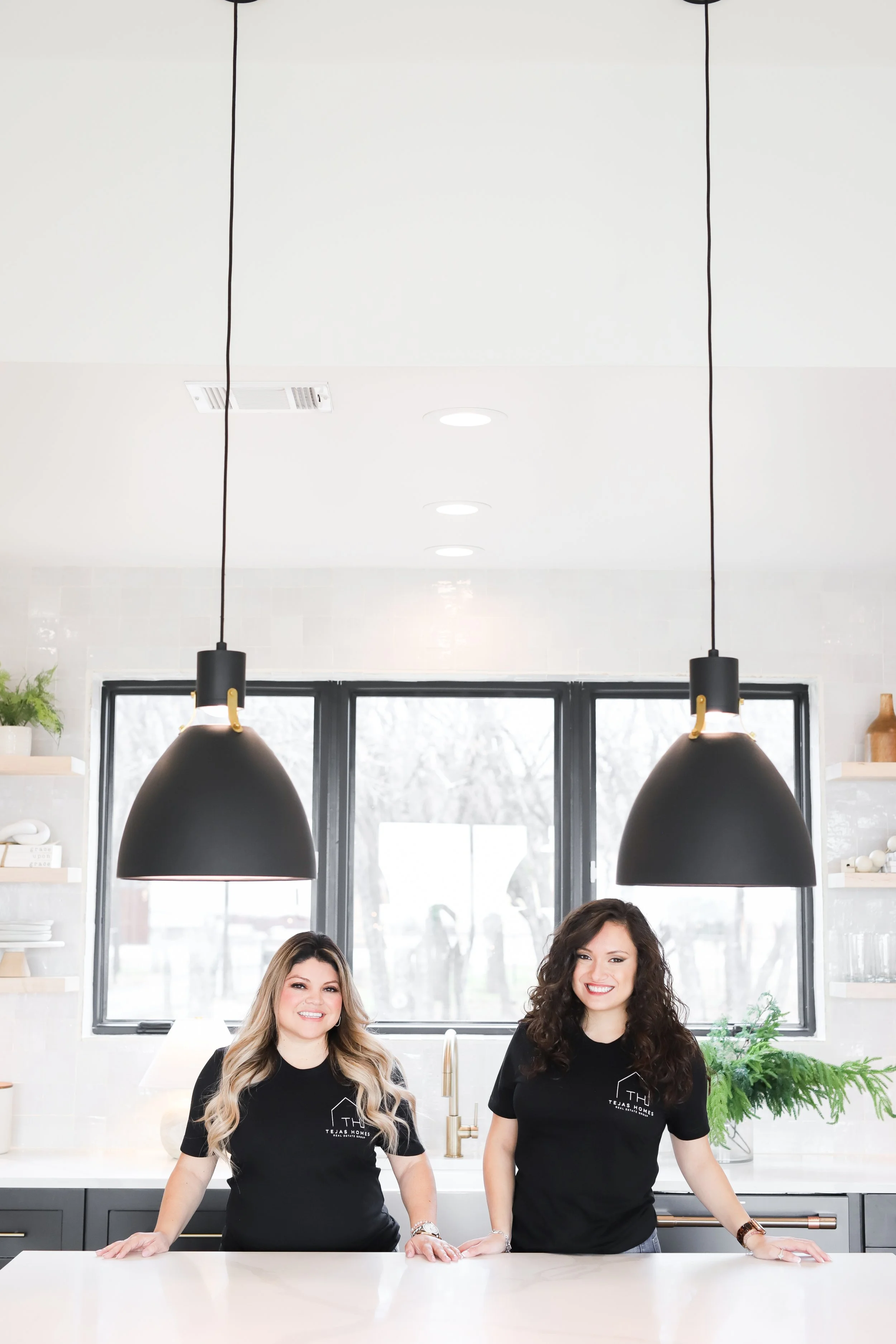 Venesa Acosta Branding Session-73.jpg