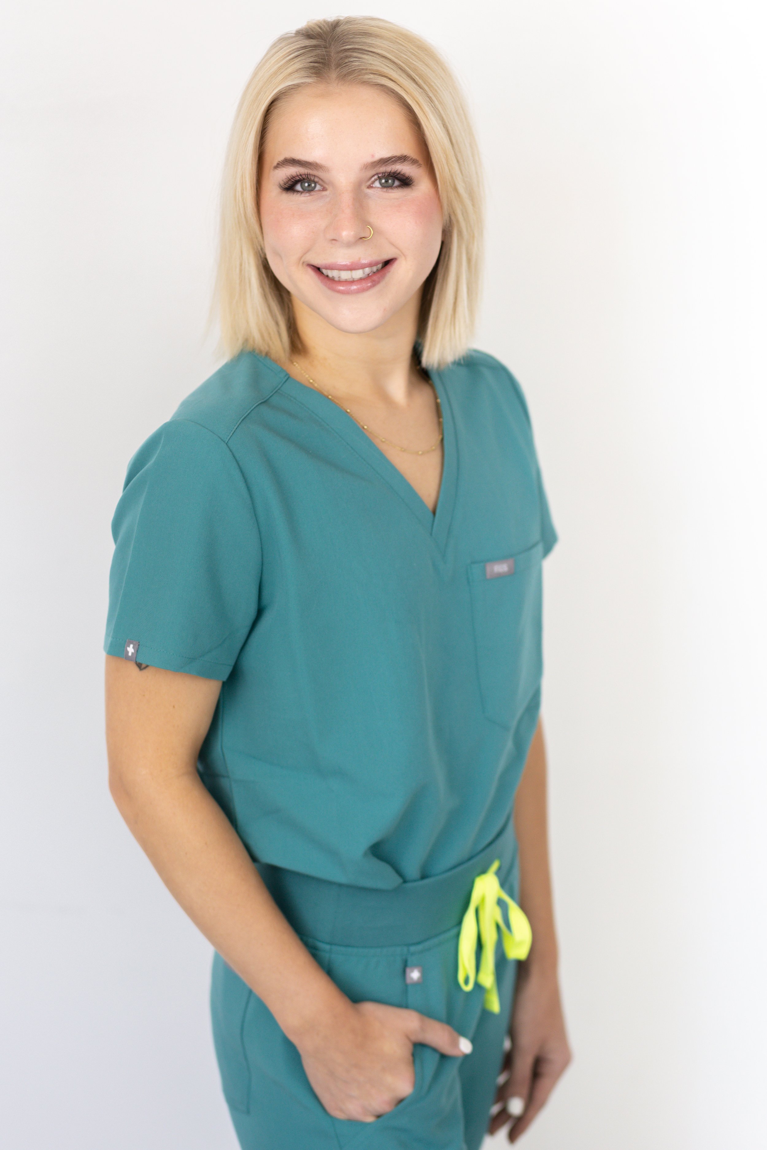 Beki Kellogg Headshot session -17.jpg